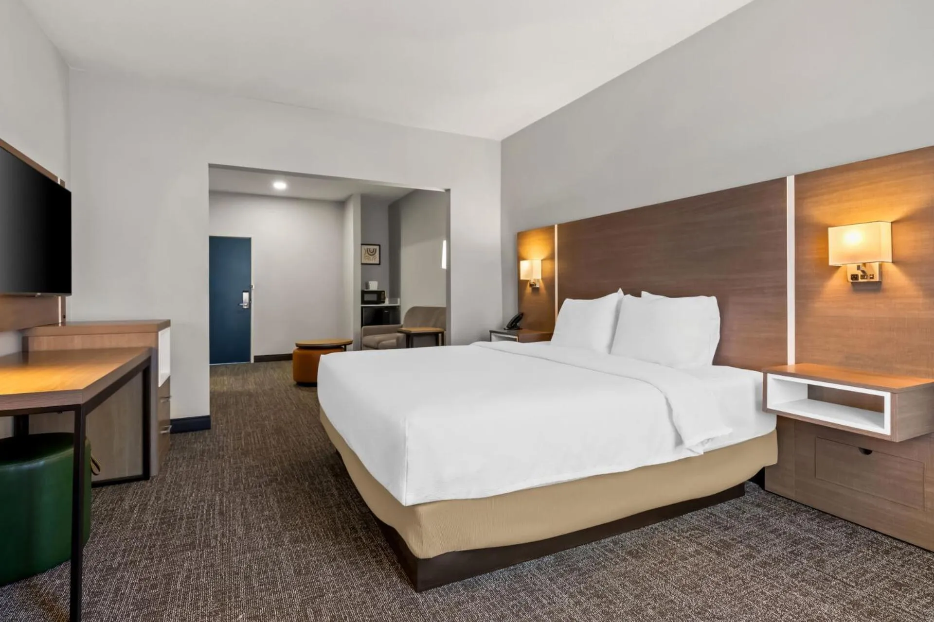 Bed in Spark by Hilton Catoosa Tulsa