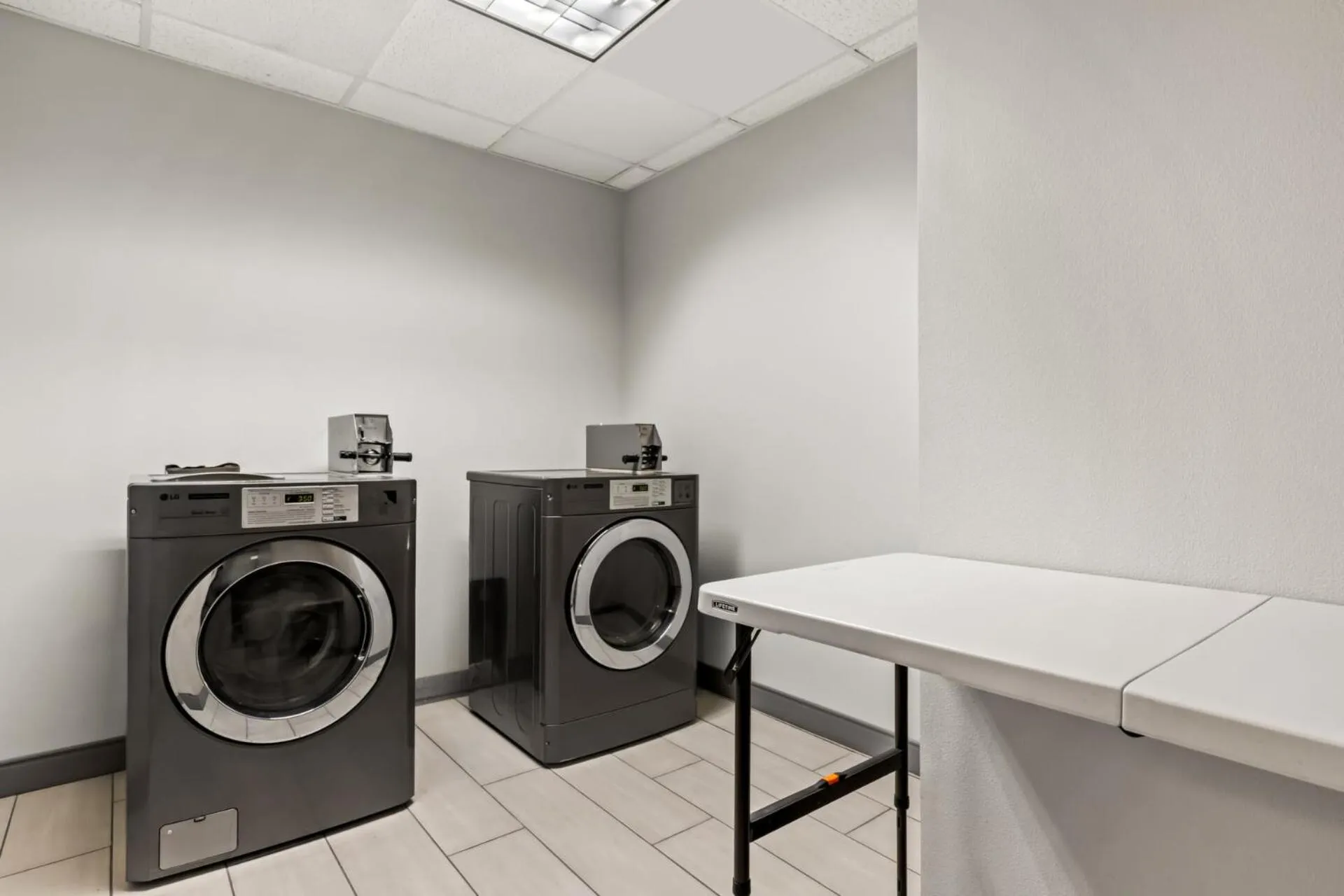 laundry in Spark by Hilton Catoosa Tulsa
