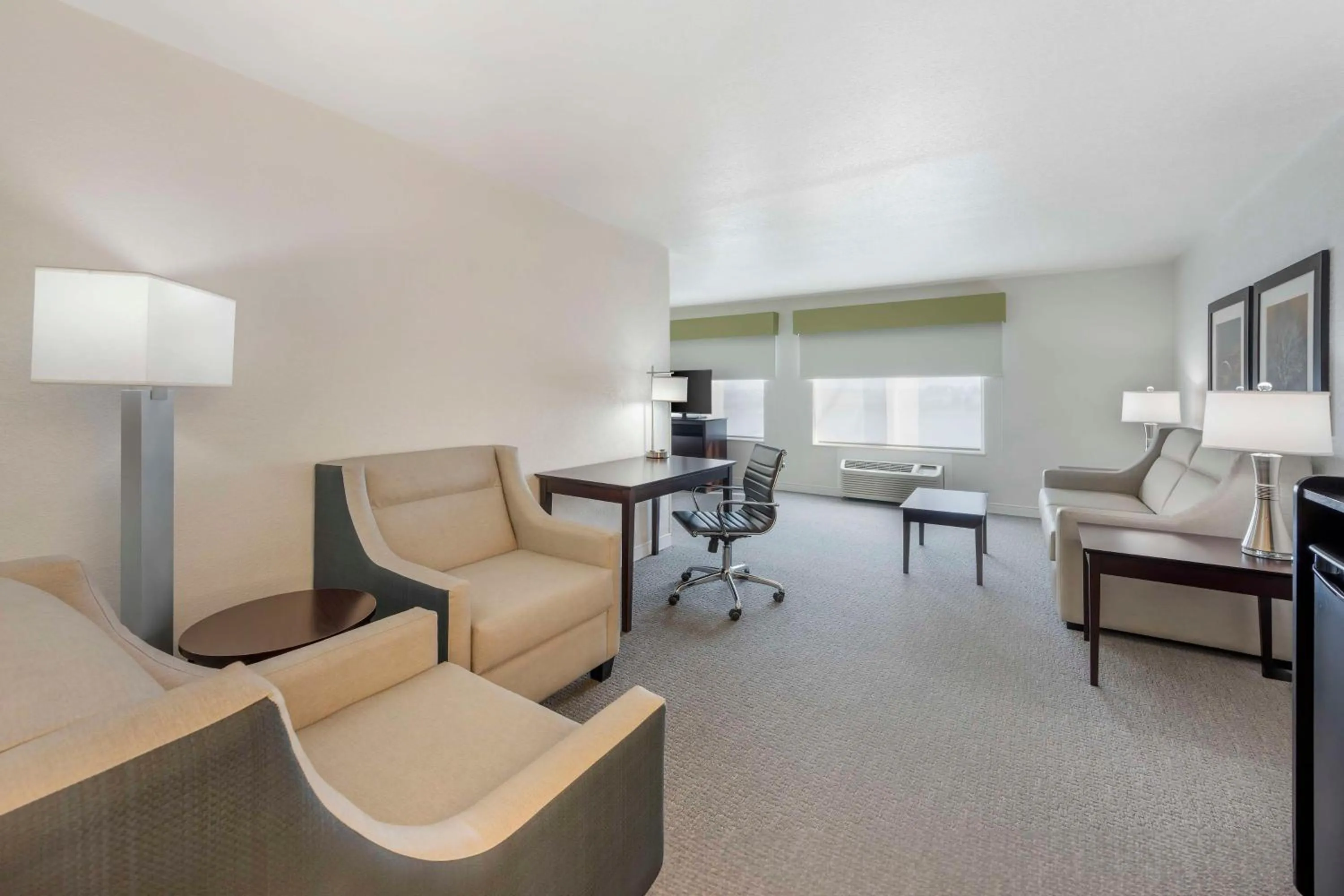 Photo of the whole room in Best Western Celina