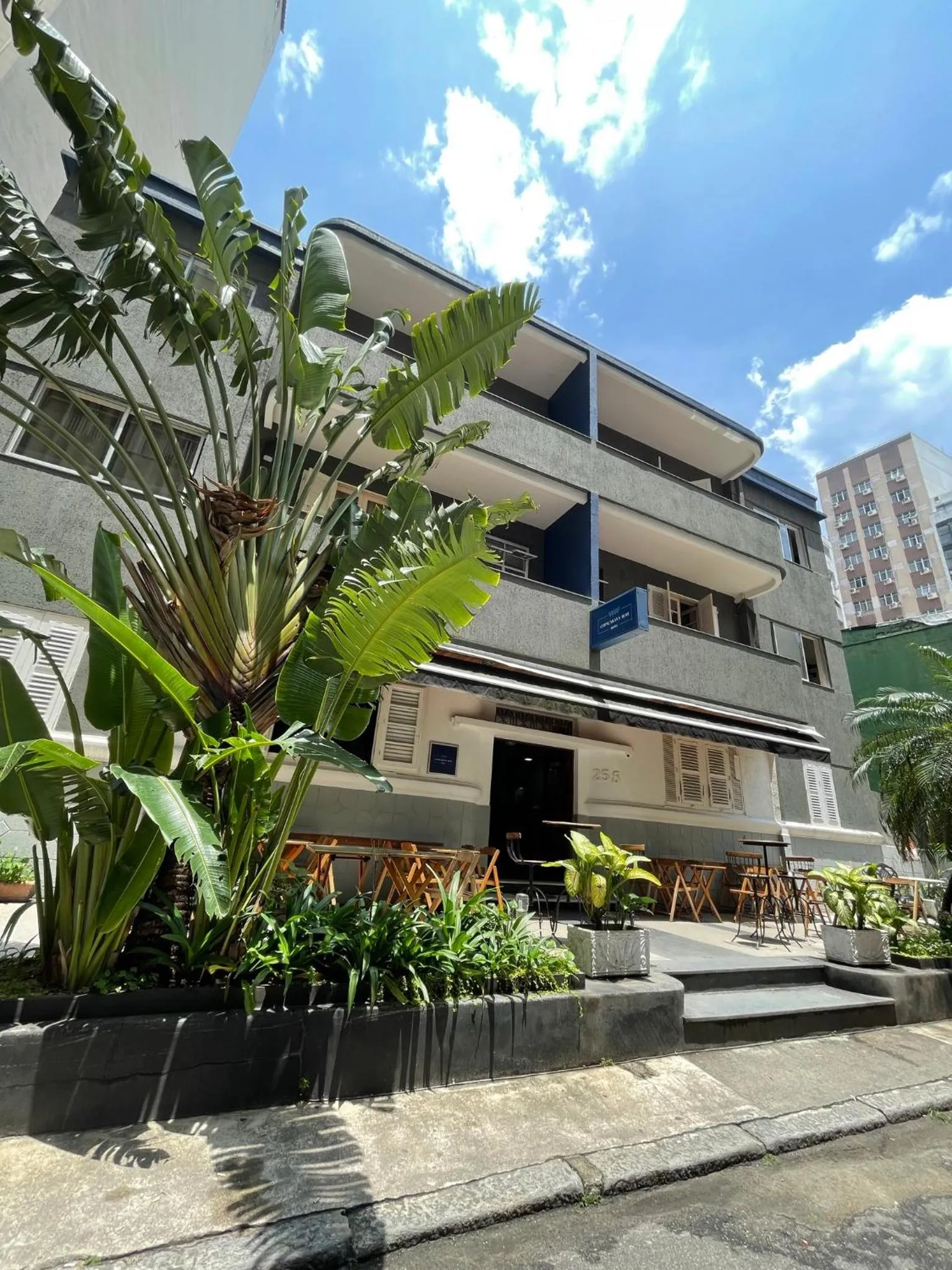 Property building in Copacabana Blue Hotel