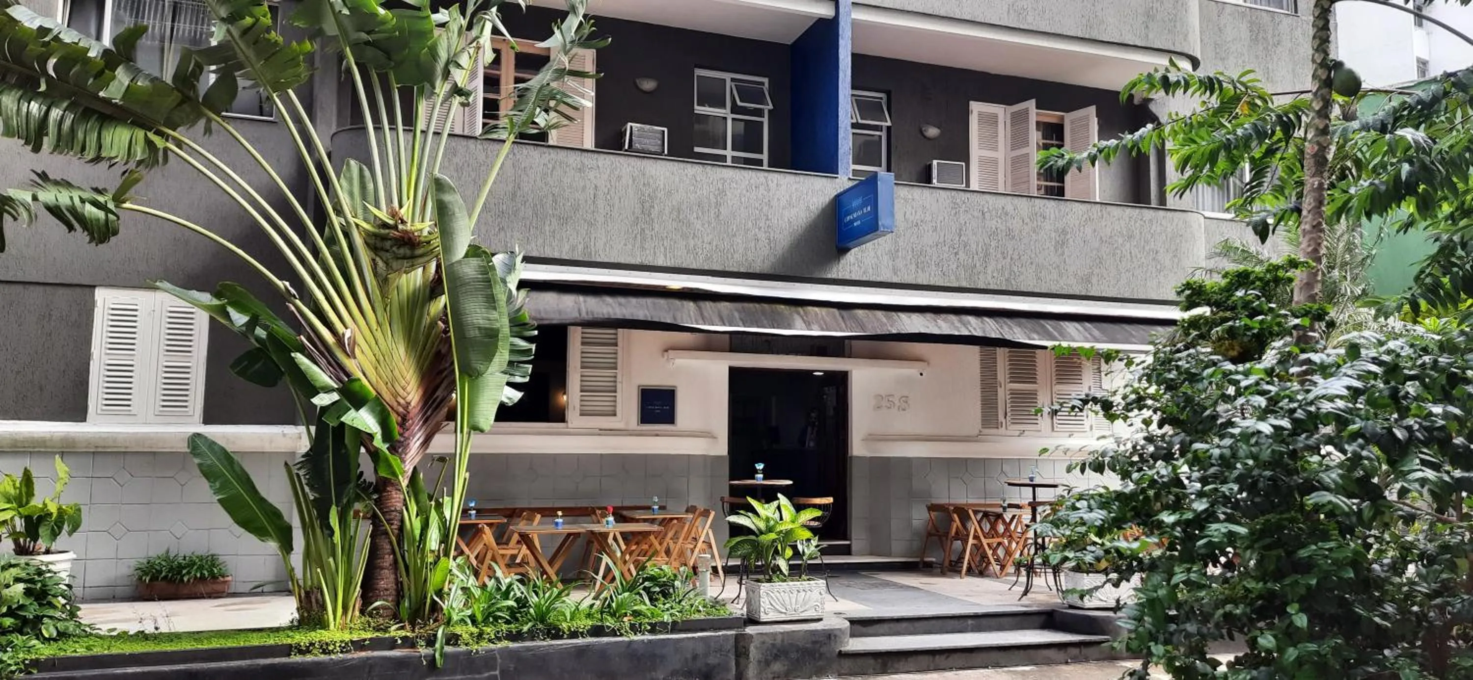 Facade/entrance in Hotel Angrense