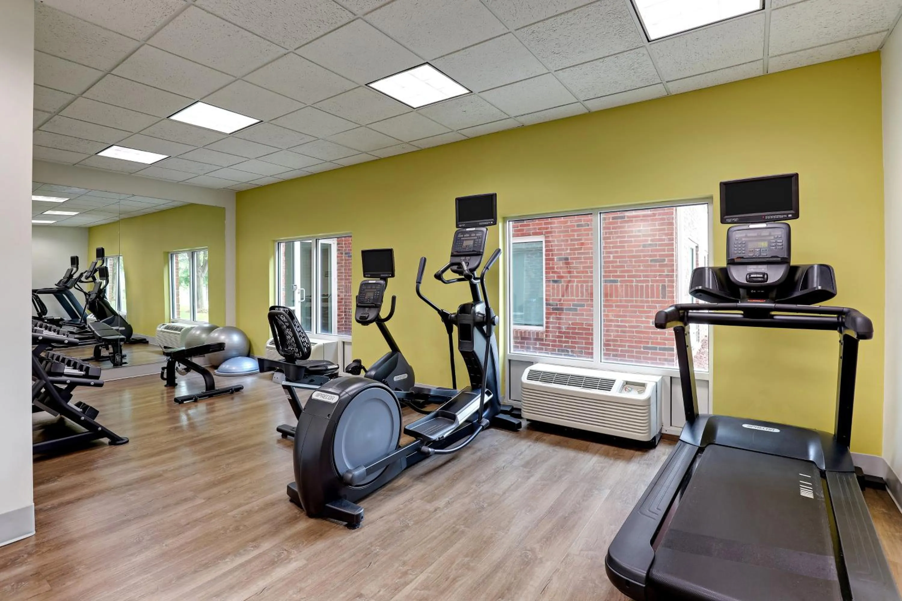 Spa and wellness centre/facilities in Holiday Inn Express Campbellsville by IHG