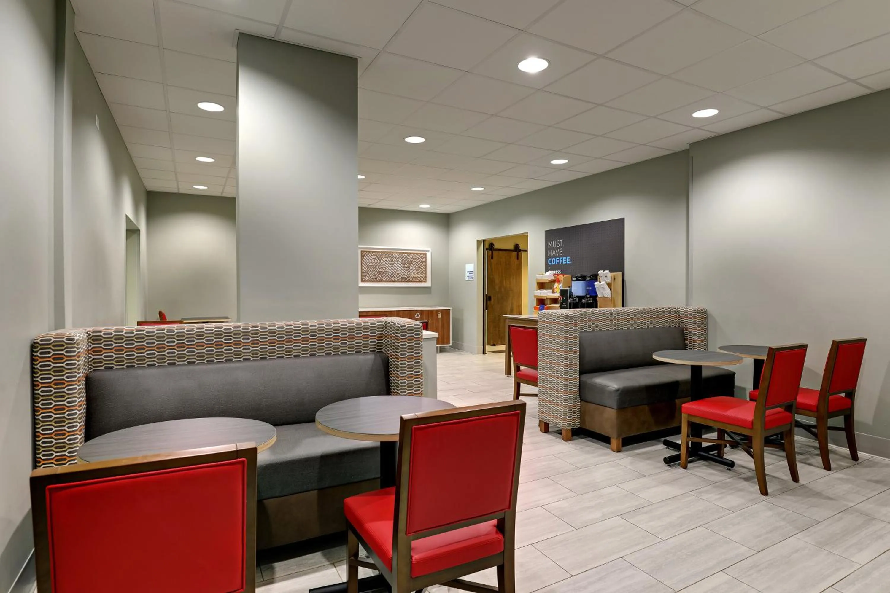 Breakfast in Holiday Inn Express Campbellsville by IHG