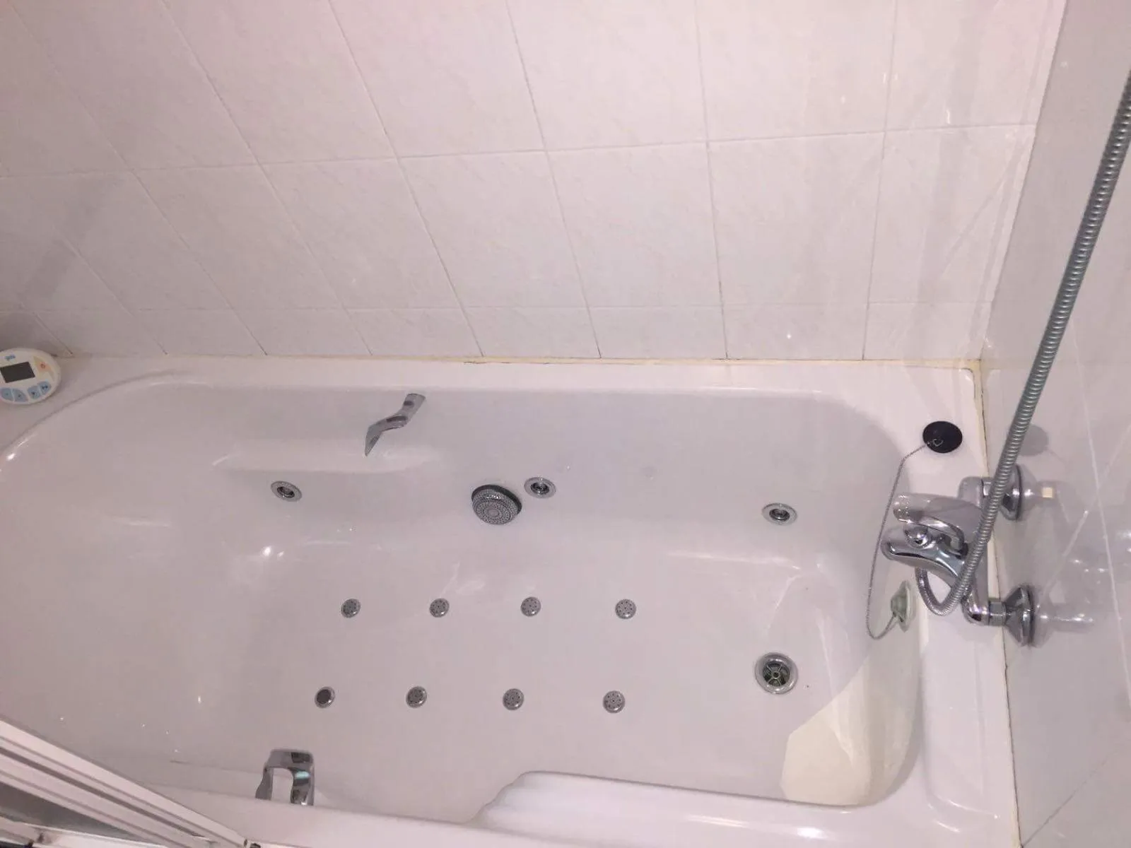 Bathroom in Motel Caldas