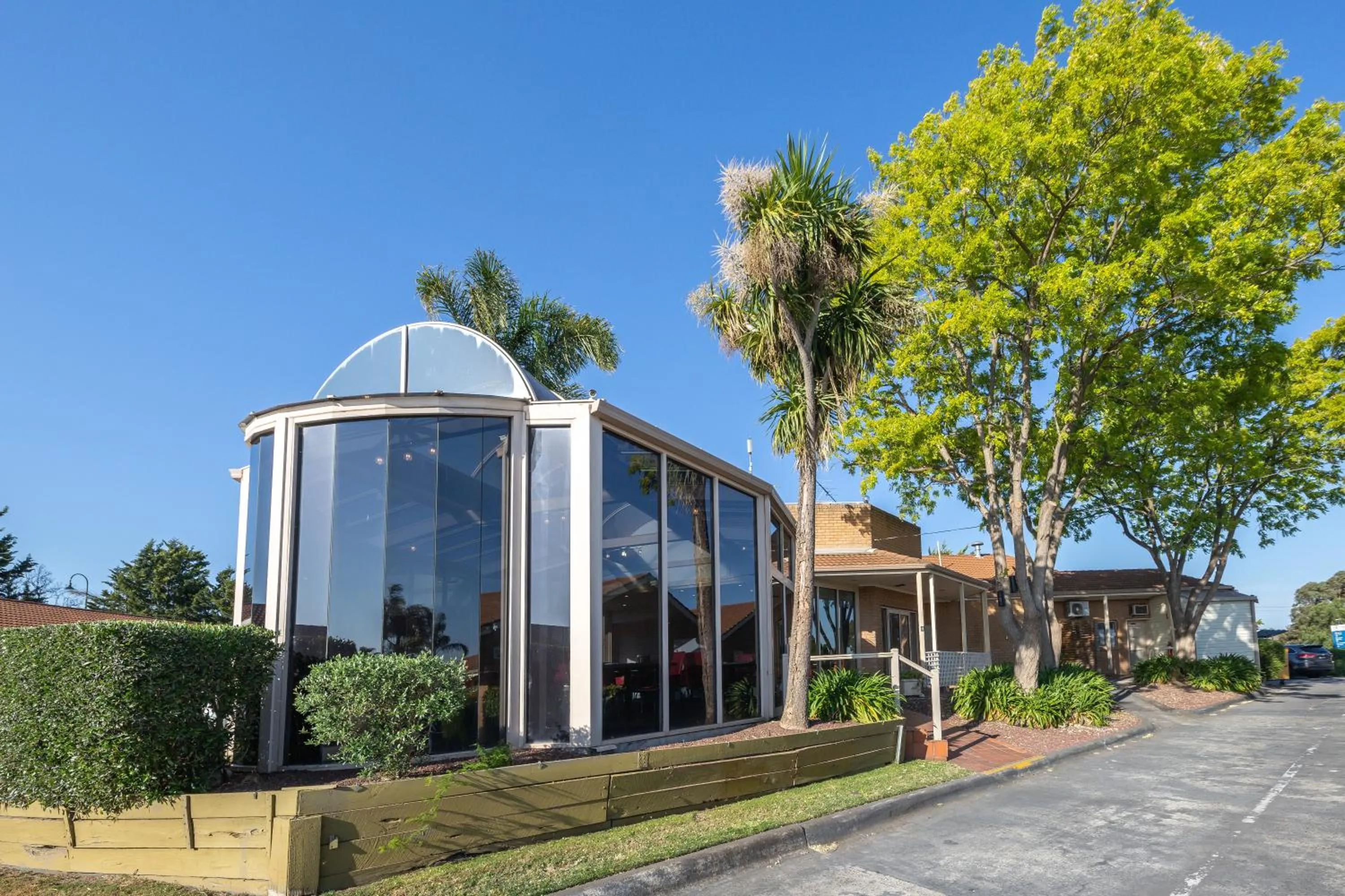 Property building in Best Western Melbourne Airport