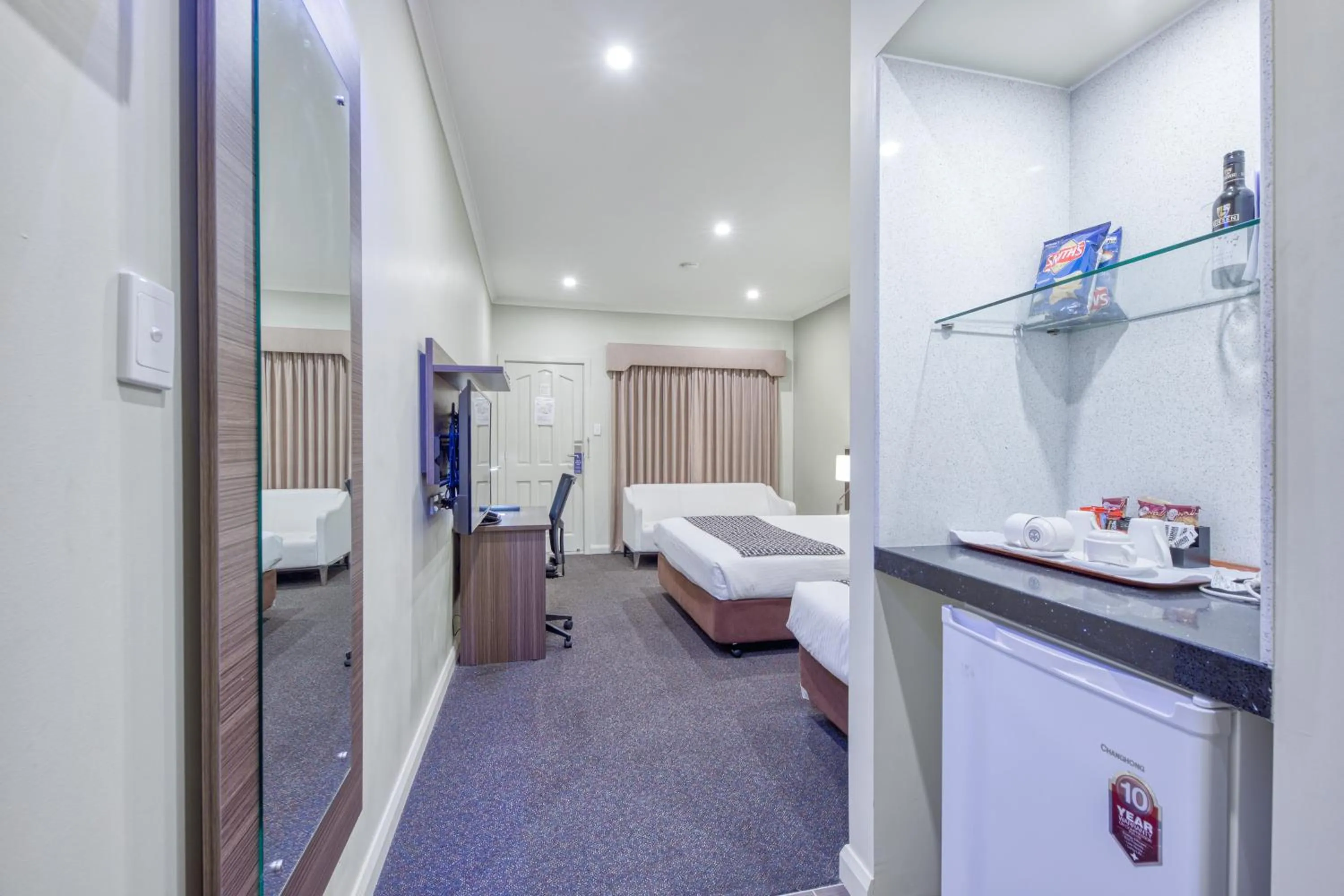 Photo of the whole room, Bed in Best Western Melbourne Airport