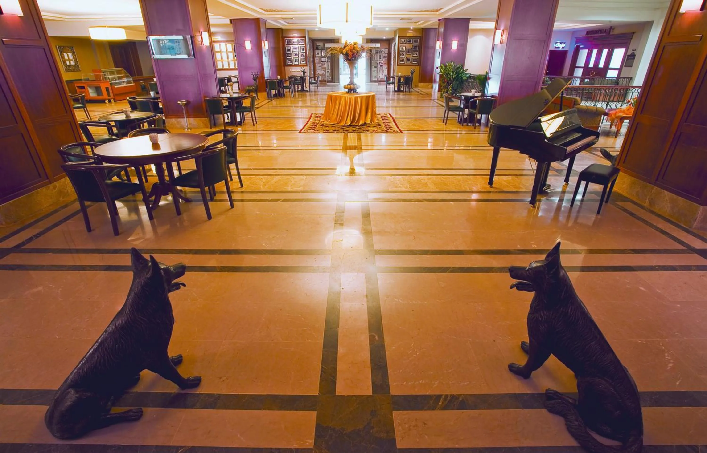 Lobby or reception in The Green Park Kartepe