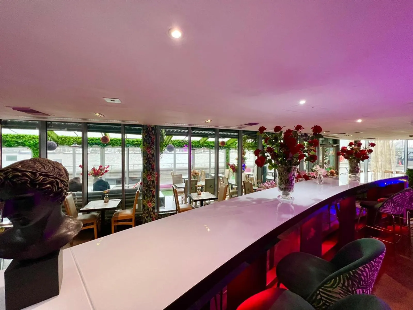 Restaurant/places to eat in Rafayel Hotel & Spa