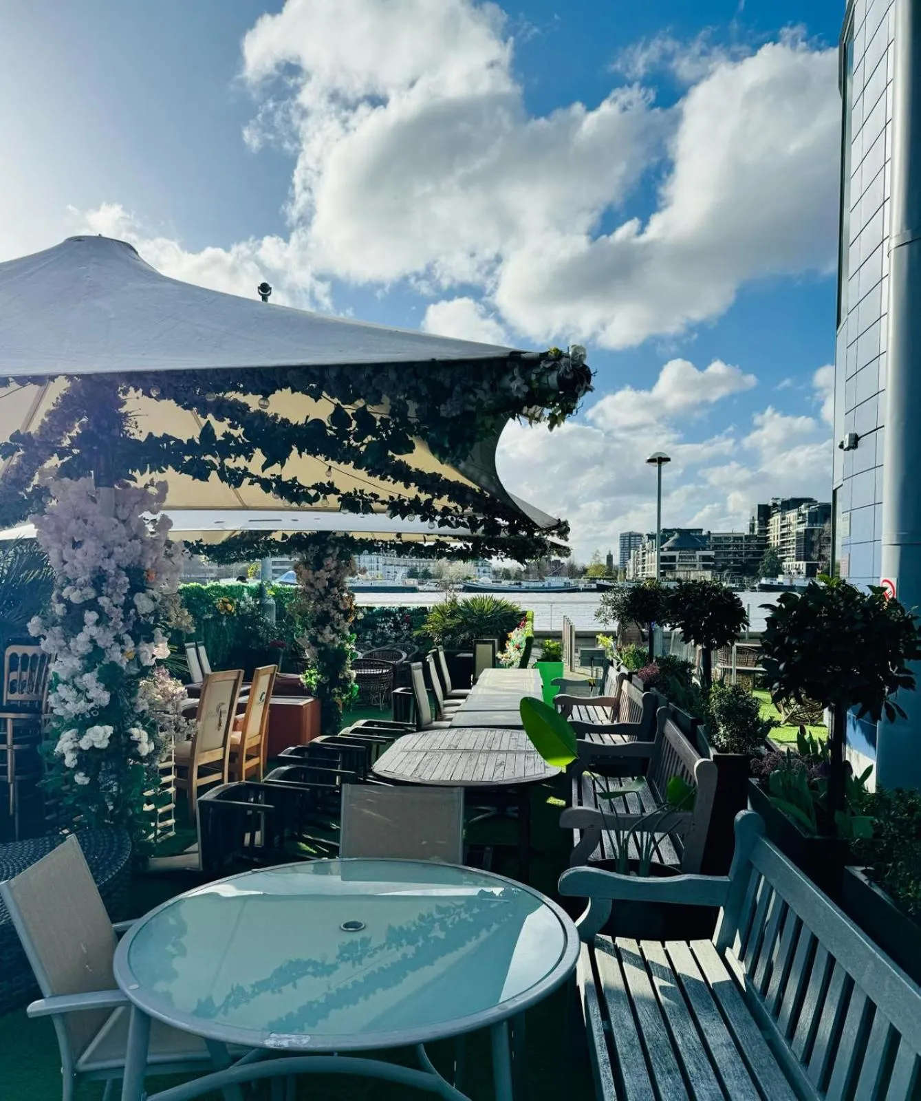 Day in Rafayel Hotel & Spa