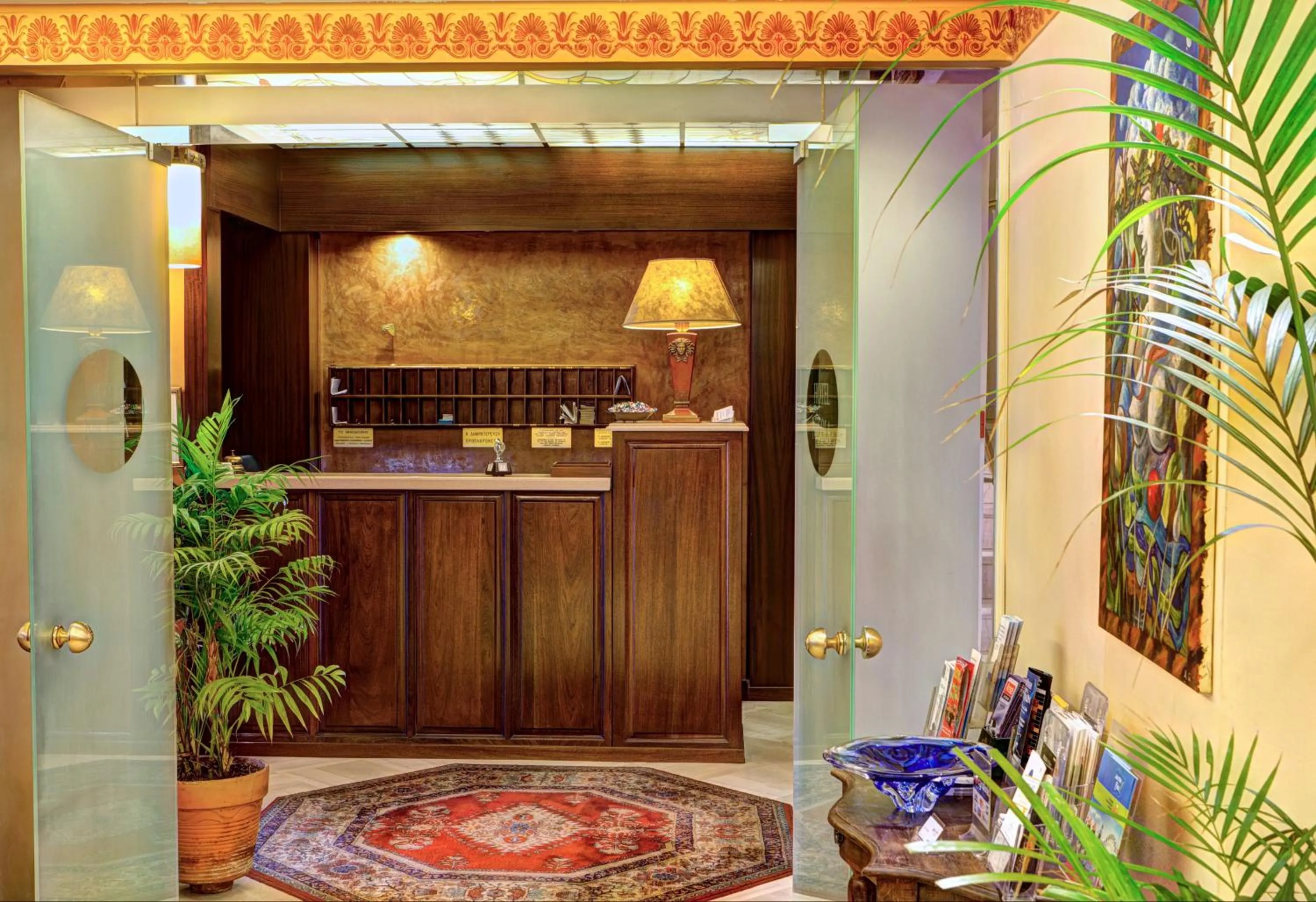 Lobby or reception in Nicola Hotel