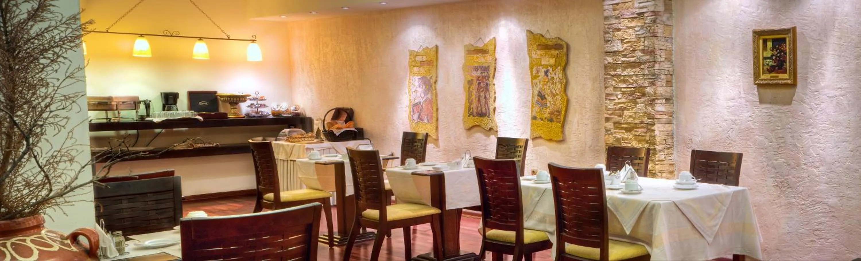 Buffet breakfast in Nicola Hotel