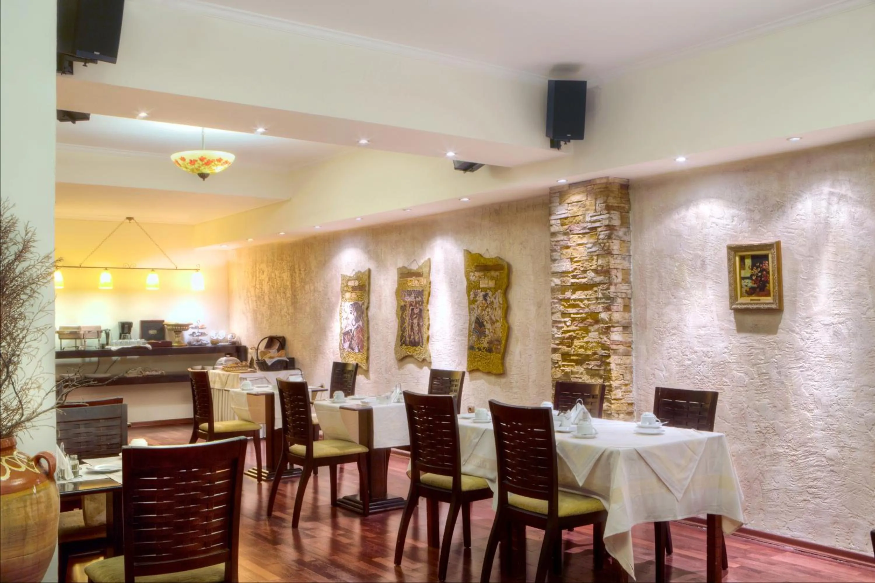 Buffet breakfast in Nicola Hotel