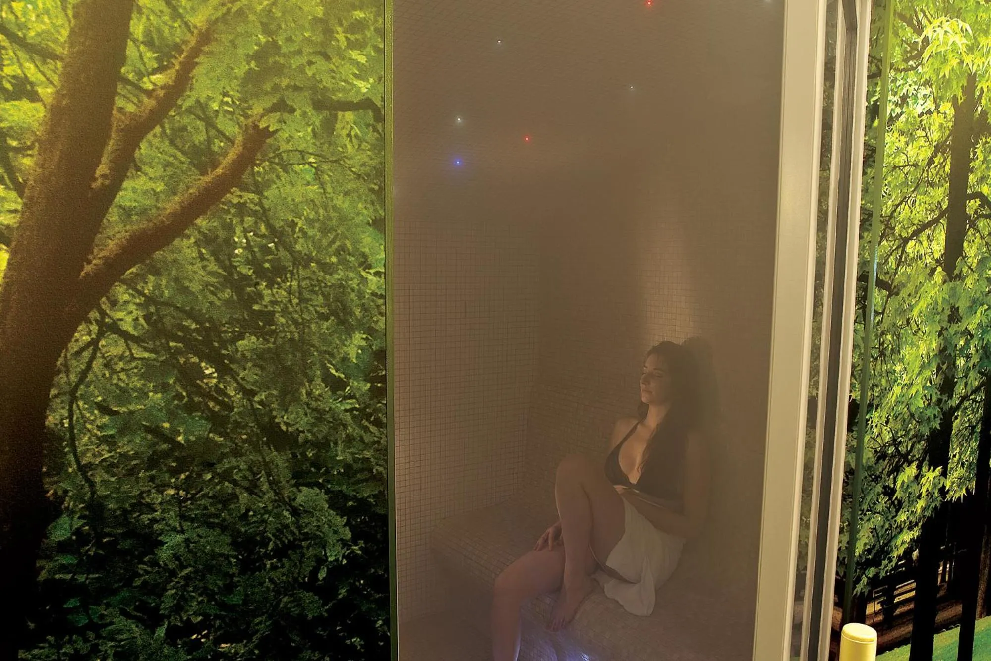 Steam room in Secret de Paris - Hotel & Spa