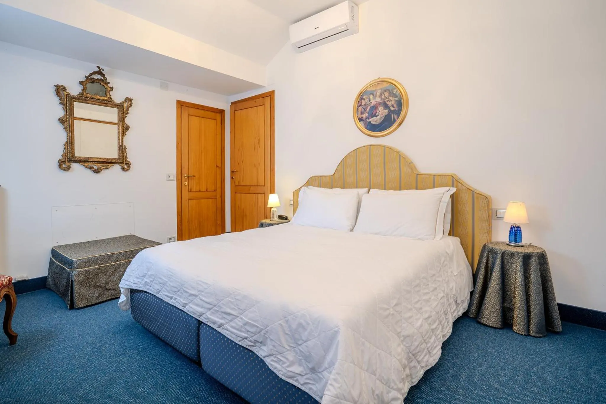 Photo of the whole room, Bed in Ca' Angeli