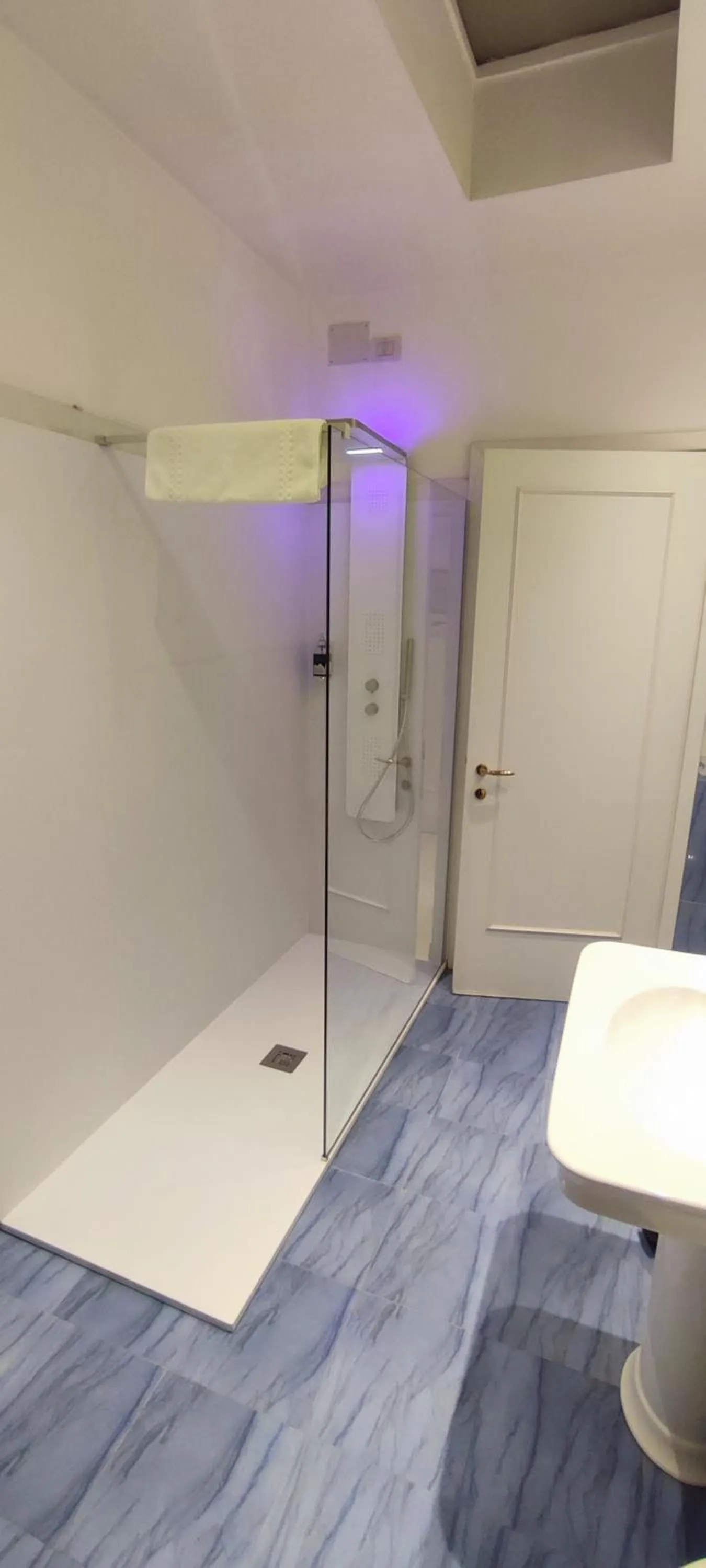 Shower in Ca' Angeli