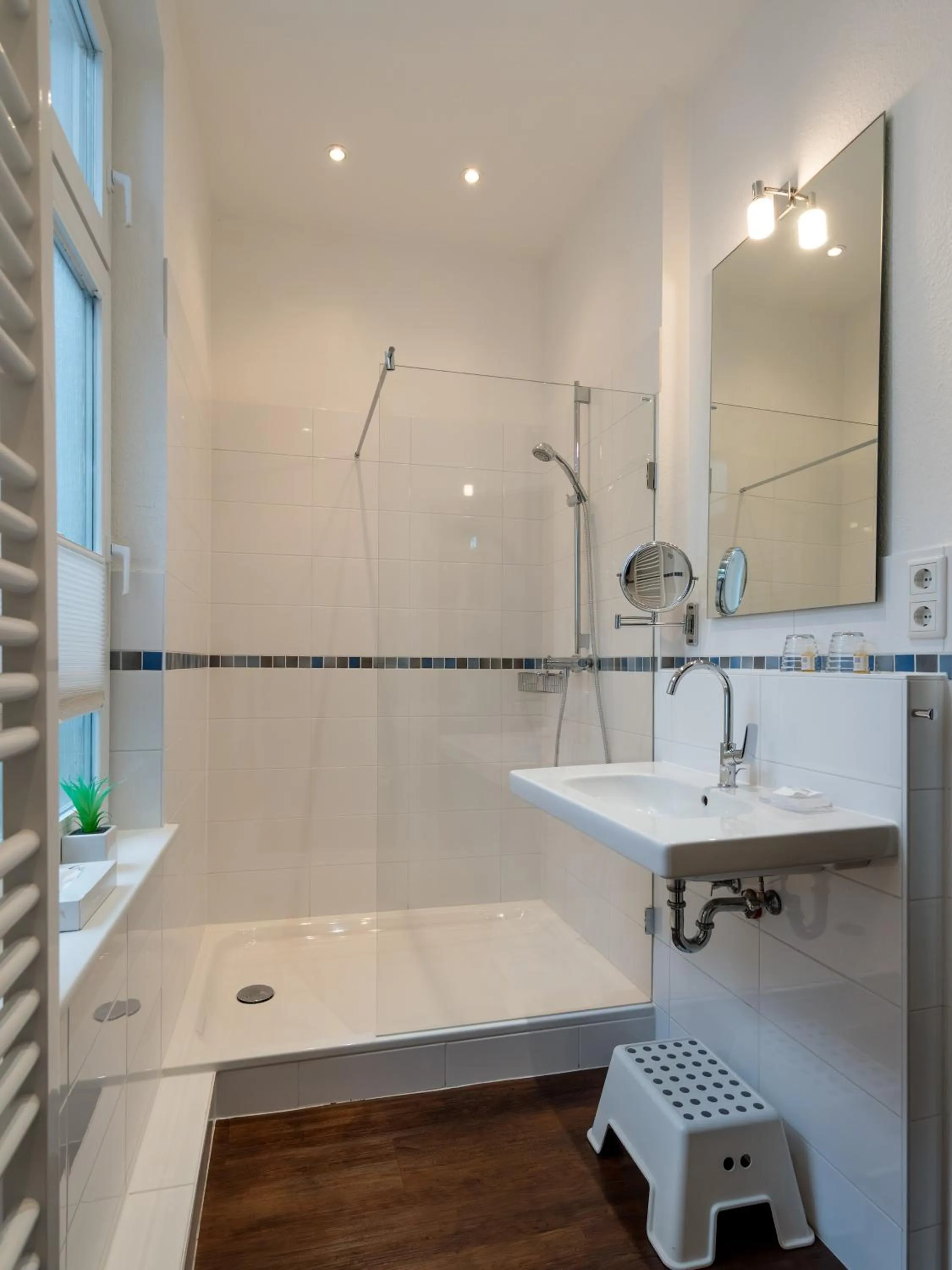 Photo of the whole room in Hotel Gutenberg