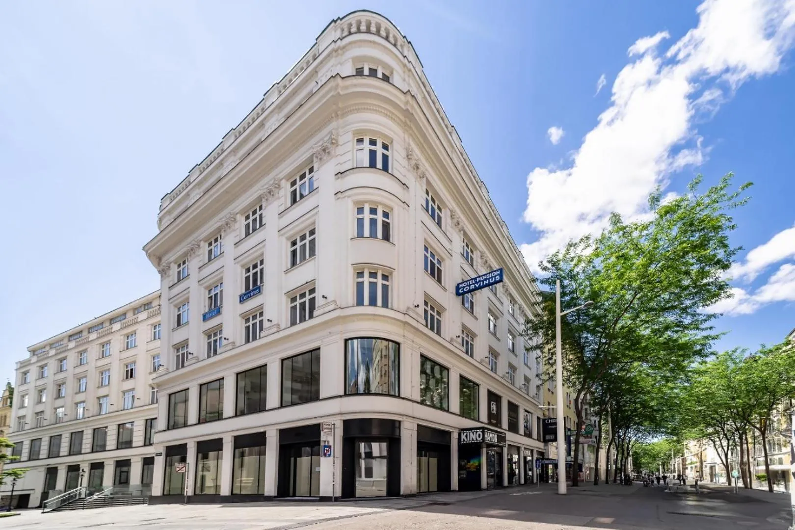 Property building in Hotel Corvinus Vienna