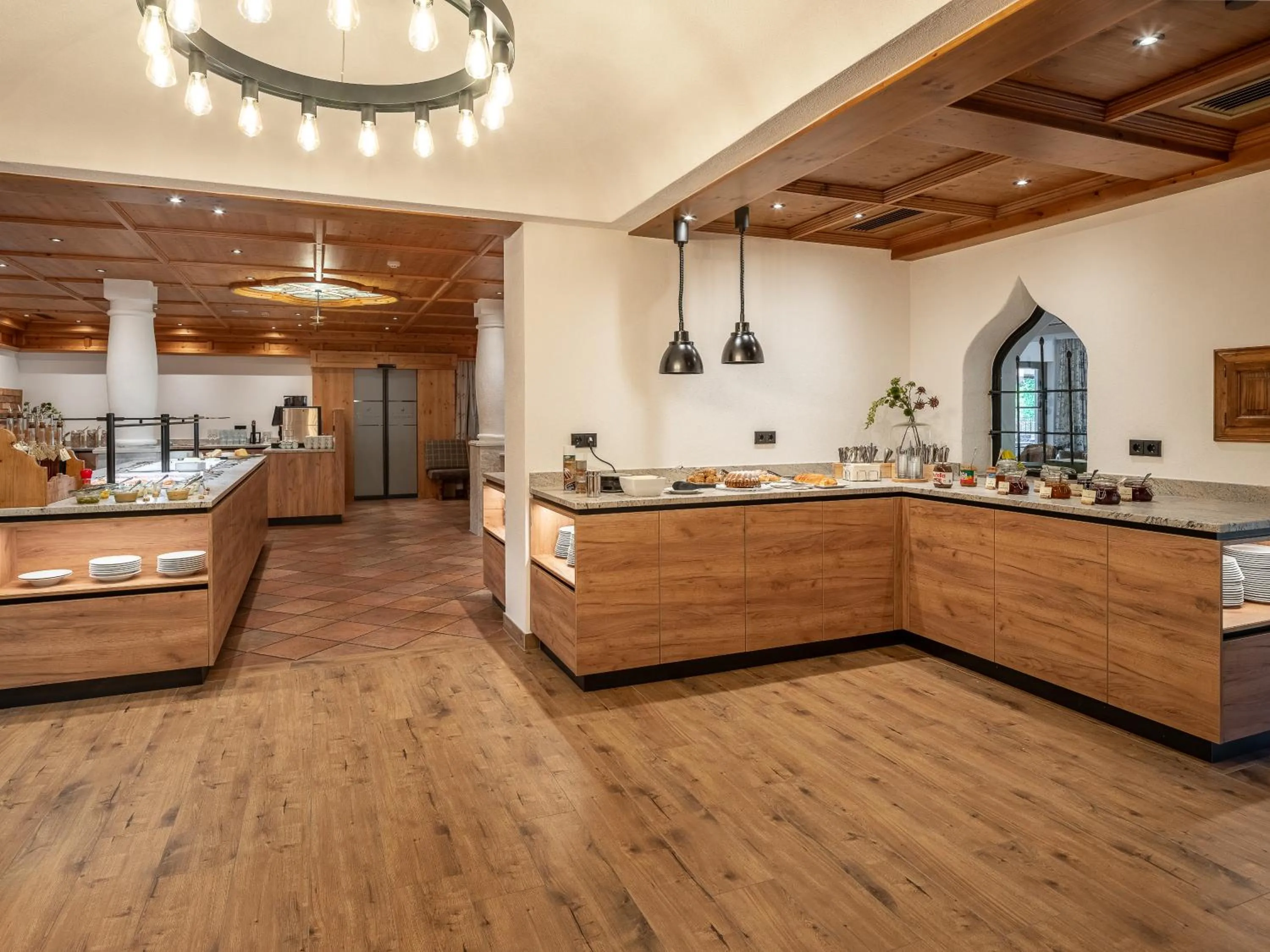 Buffet breakfast in Hotel Jagdschlössl