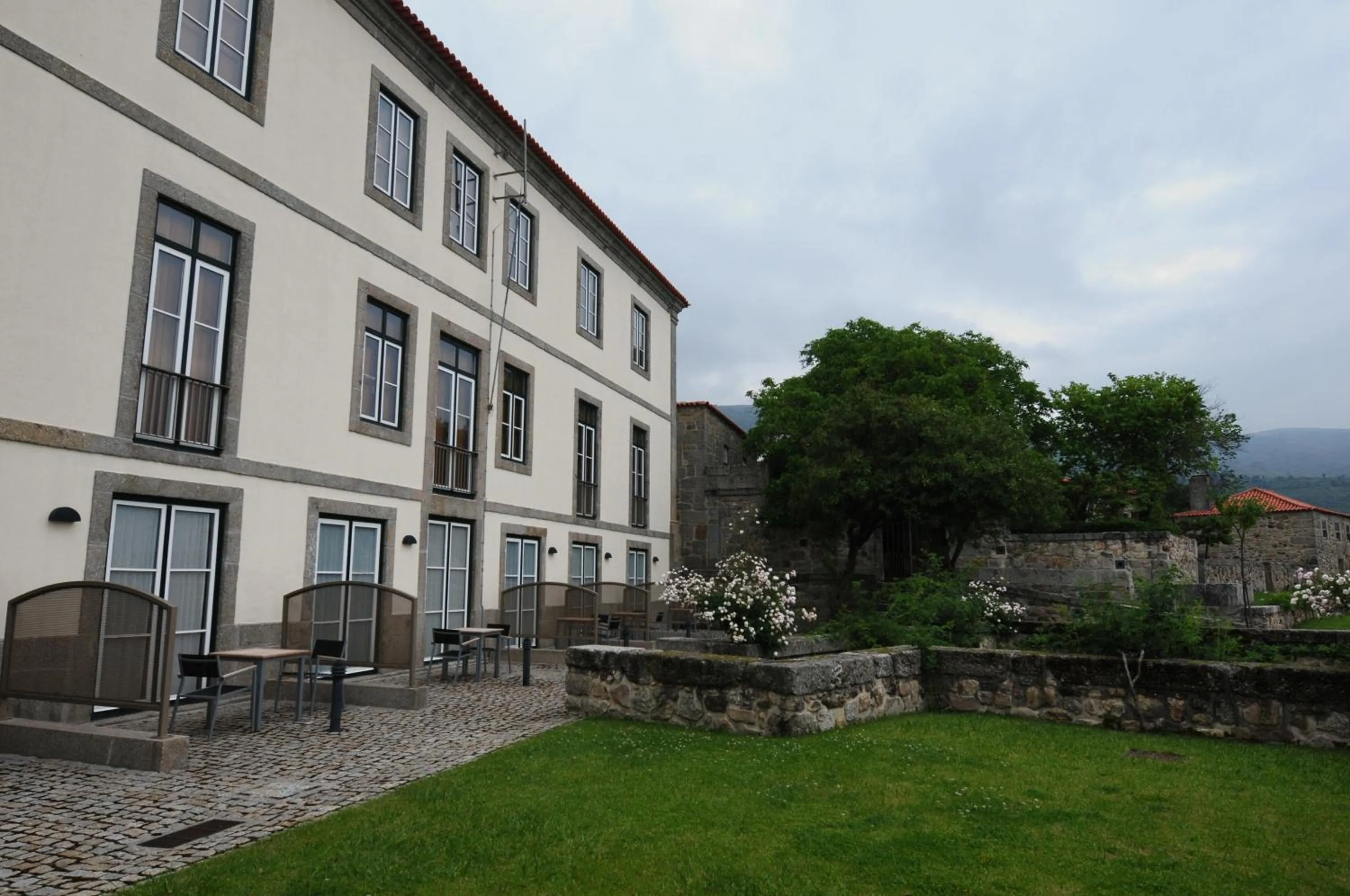 Property building in INATEL Linhares da Beira Hotel Rural