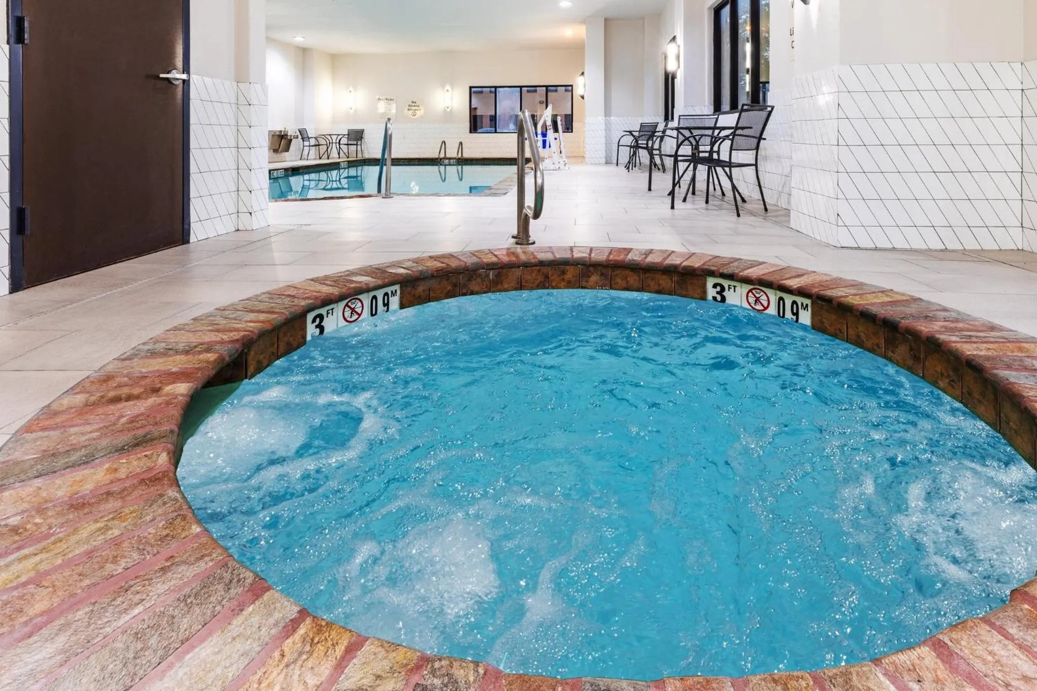 Swimming pool in Holiday Inn Hotel & Suites Tulsa South by IHG