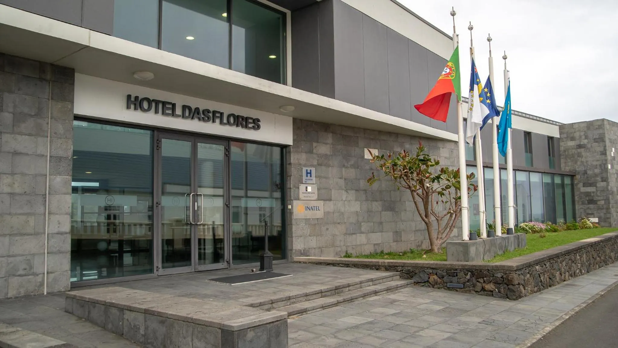 Property building in INATEL Flores