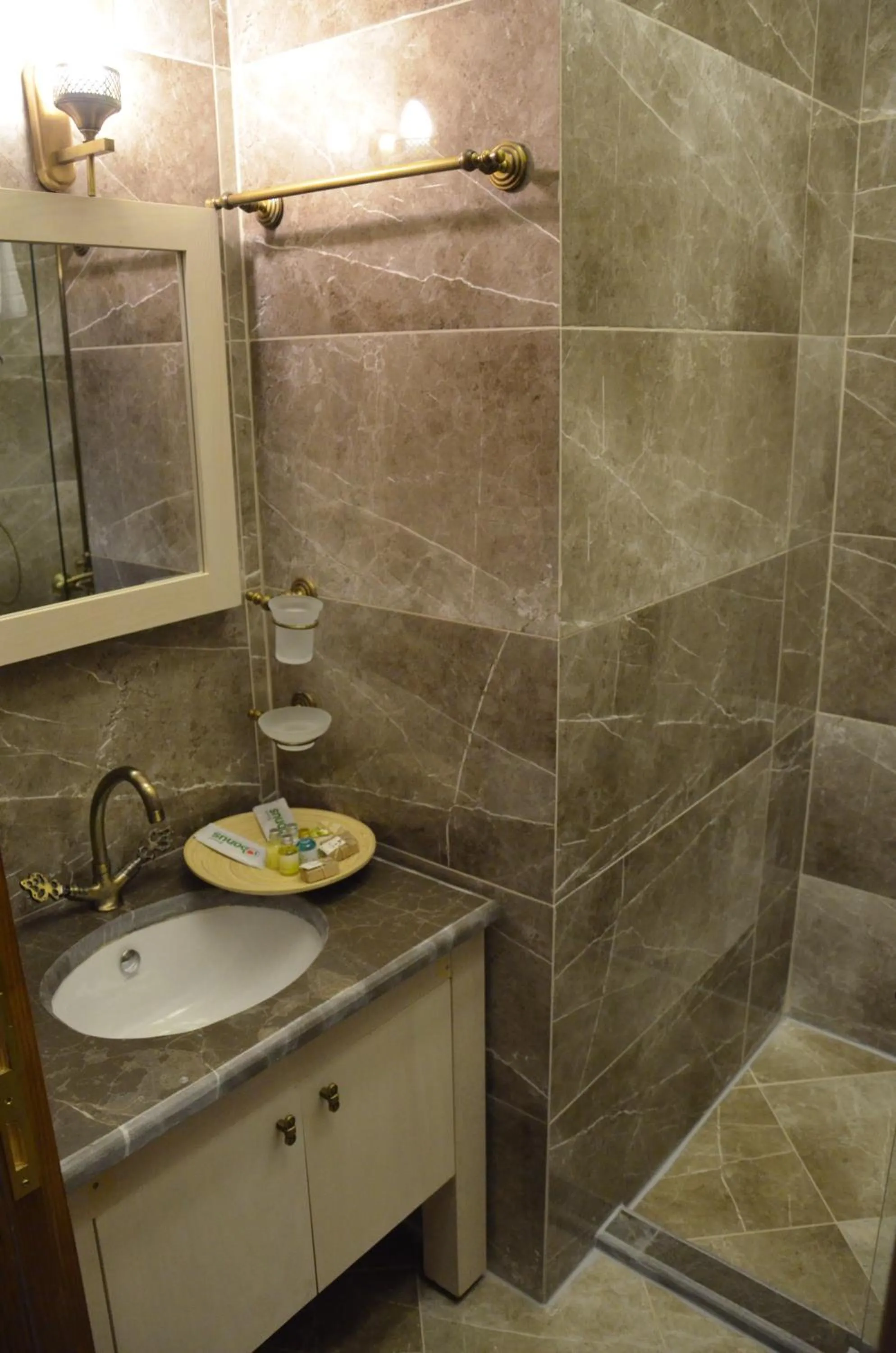 Bathroom in Orchis Hotel