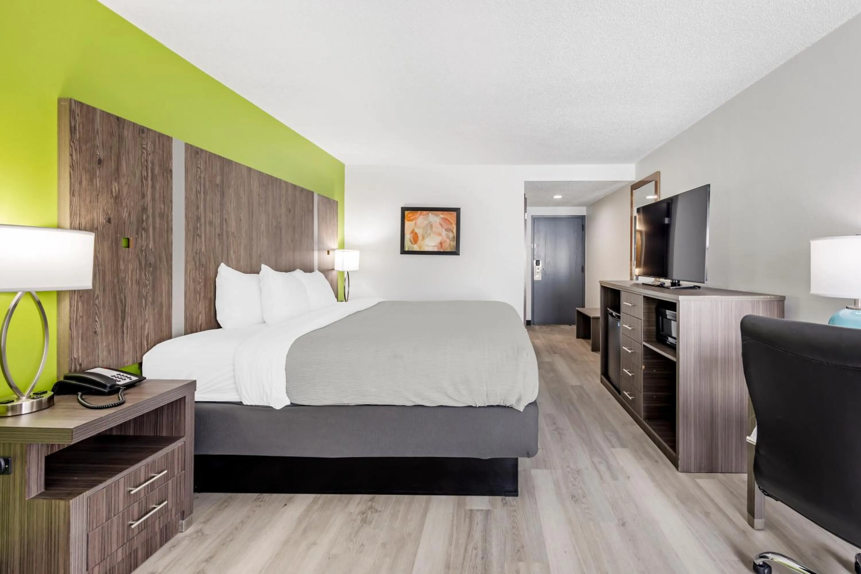 Bedroom, Bed in Quality Inn Clarksville - Exit 11