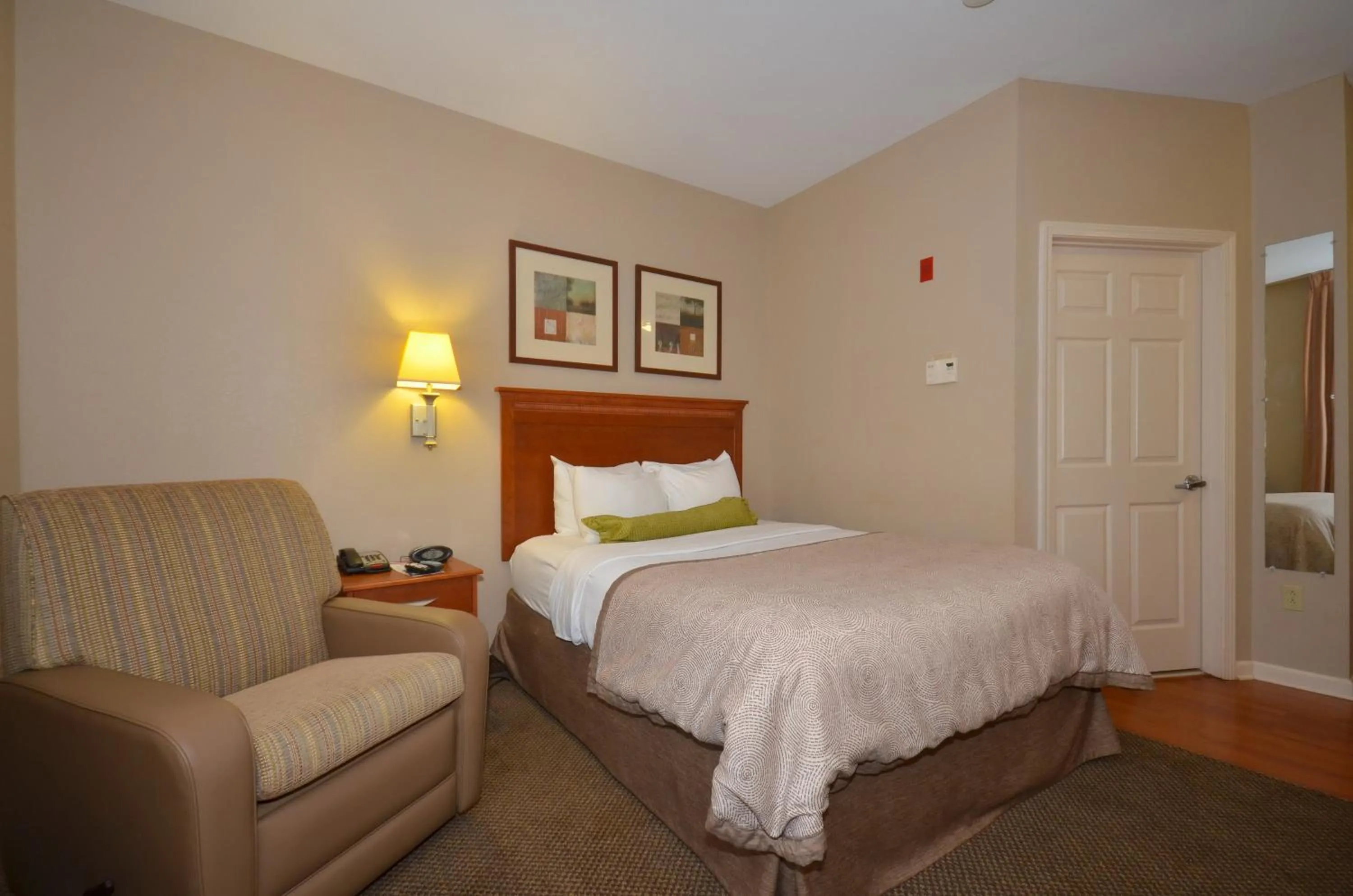 Photo of the whole room in Candlewood Suites Clarksville by IHG