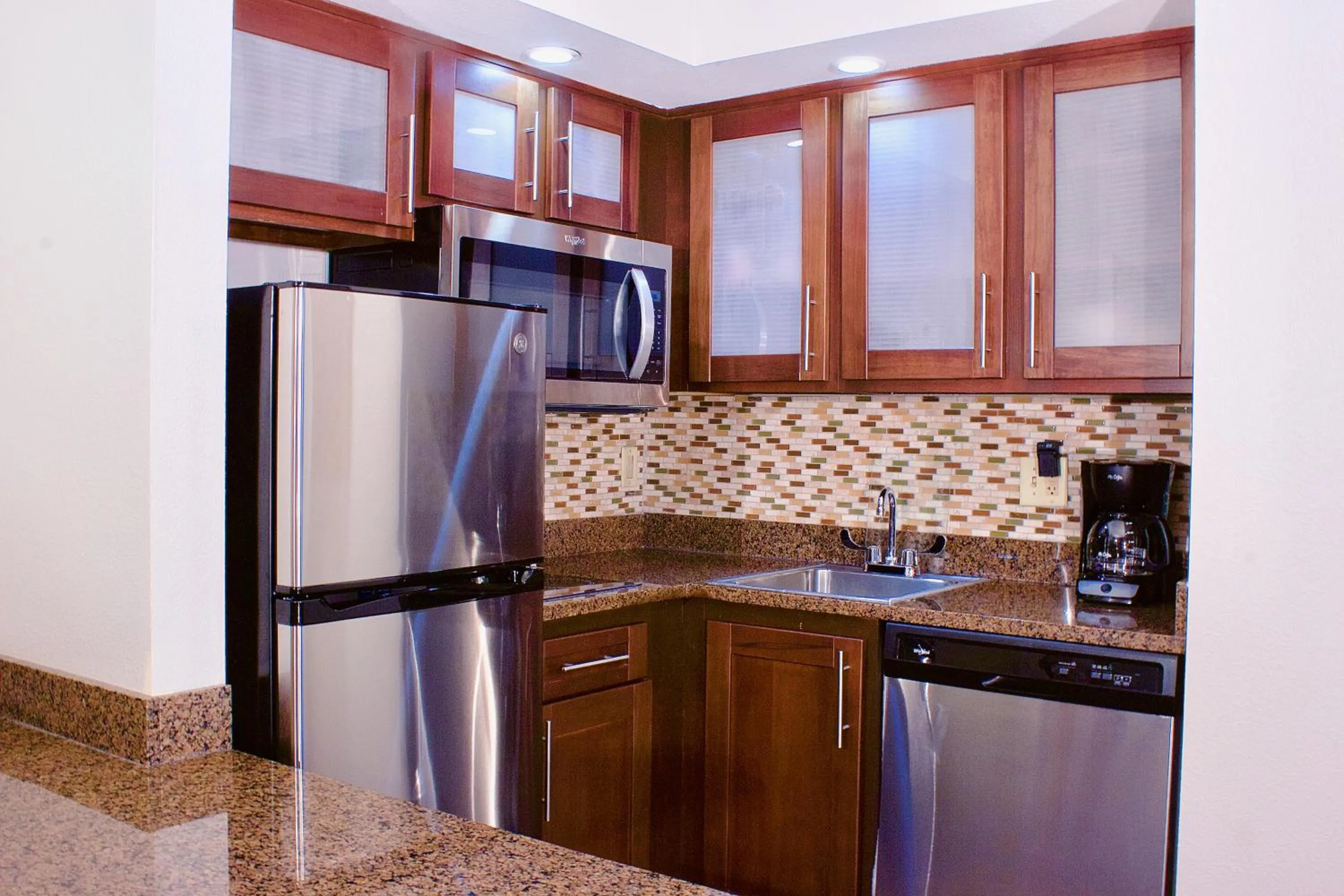 Coffee/tea facilities in Staybridge Suites Chattanooga-Hamilton Place by IHG