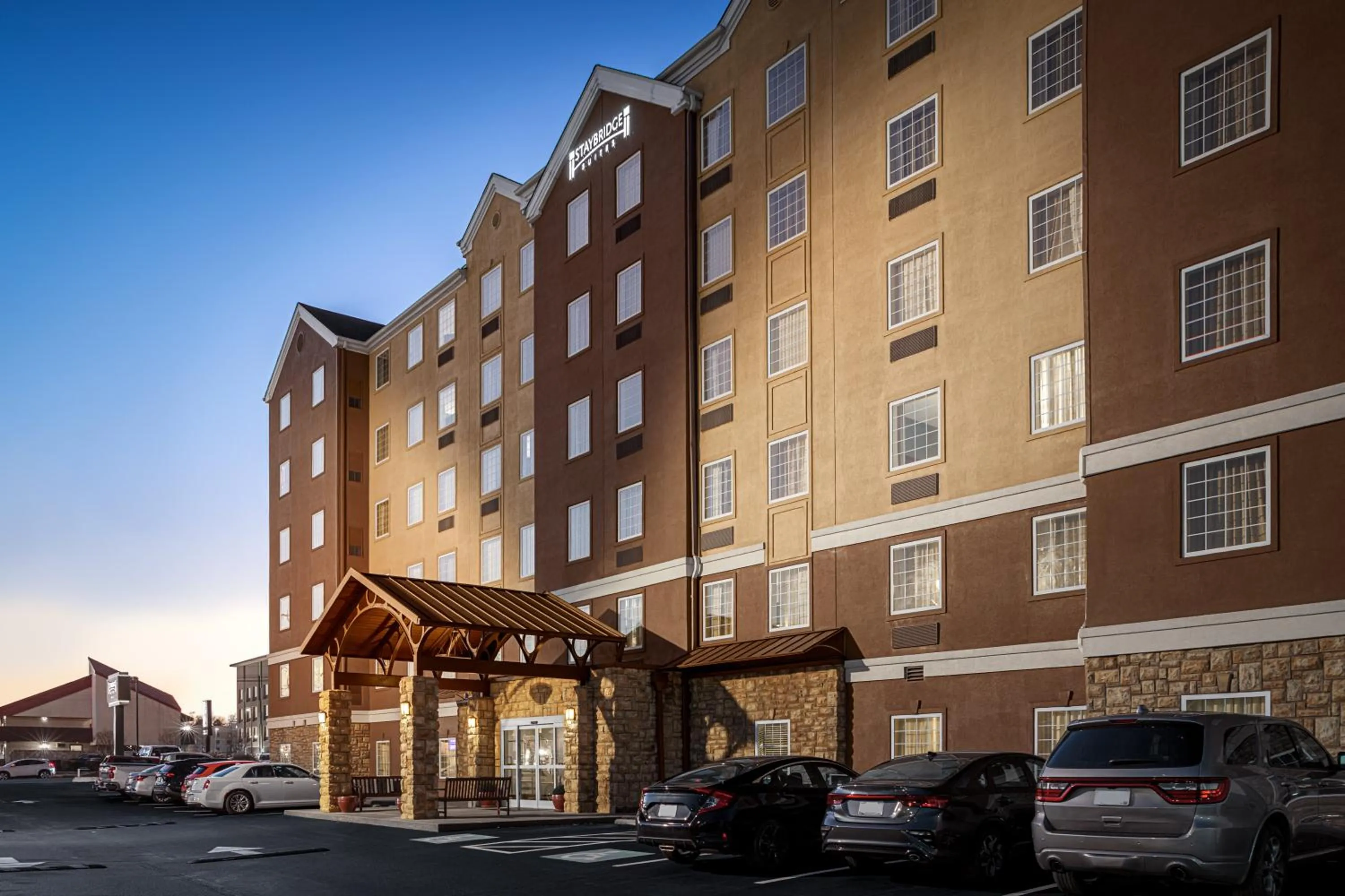 Property building in Staybridge Suites Chattanooga-Hamilton Place by IHG