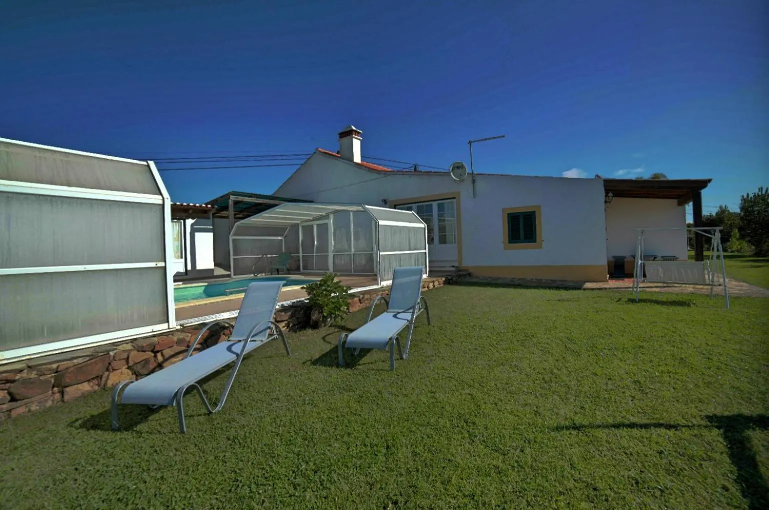 Garden in Monte Das Alpenduradas