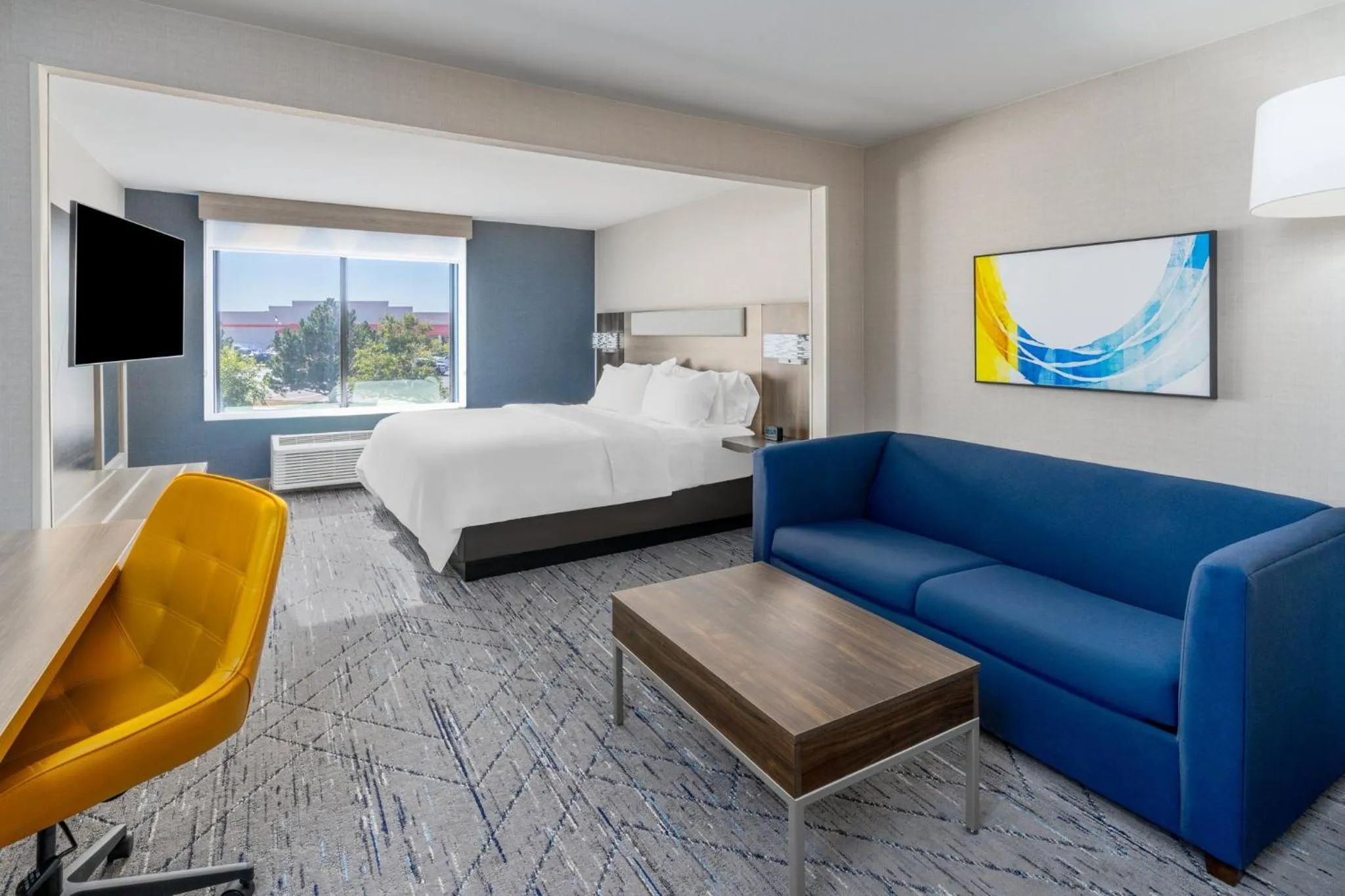 Bedroom, Bed in Holiday Inn Express Hotel & Suites Cheyenne by IHG