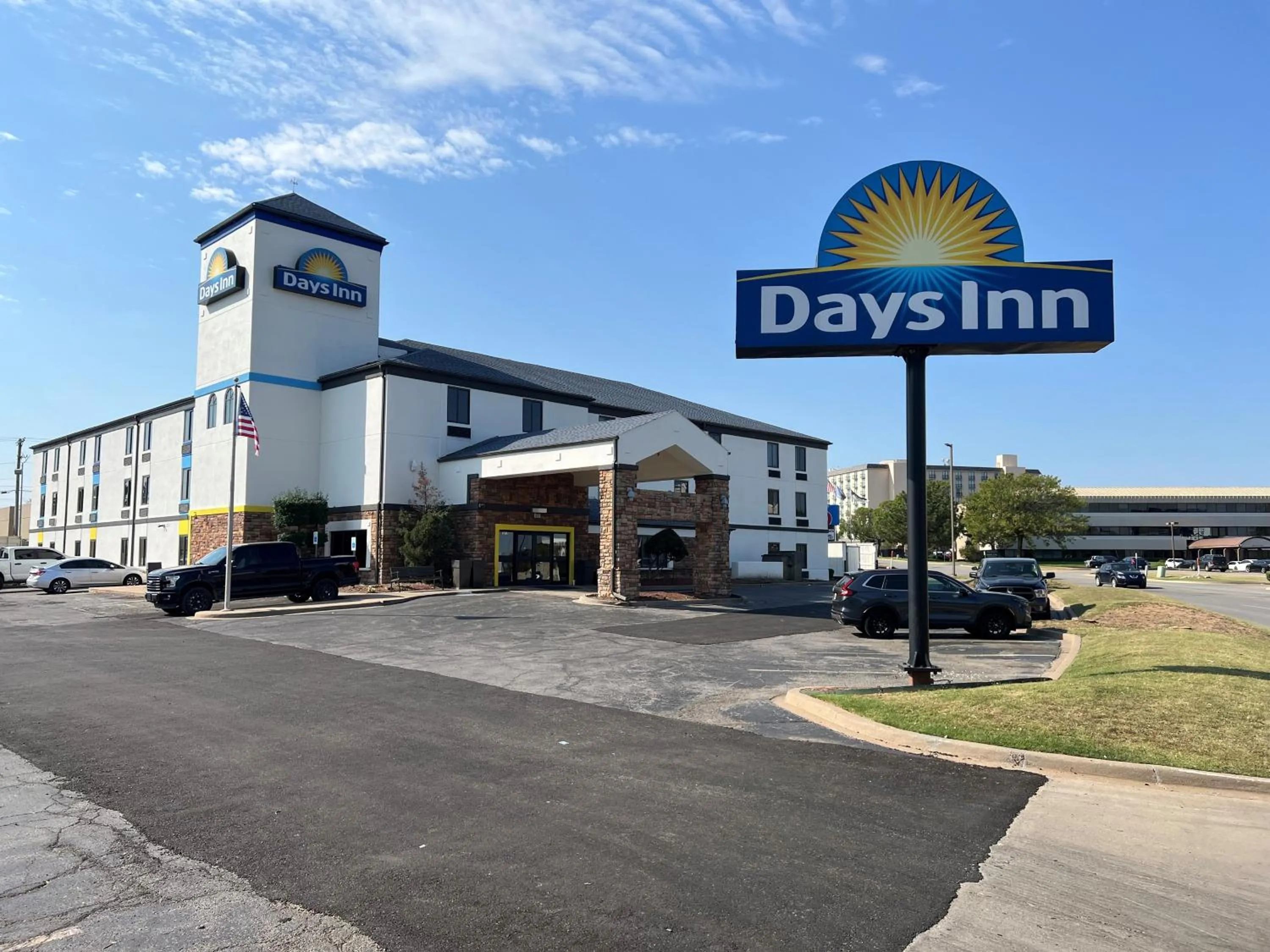 Property building in Days Inn by Wyndham Tulsa Central