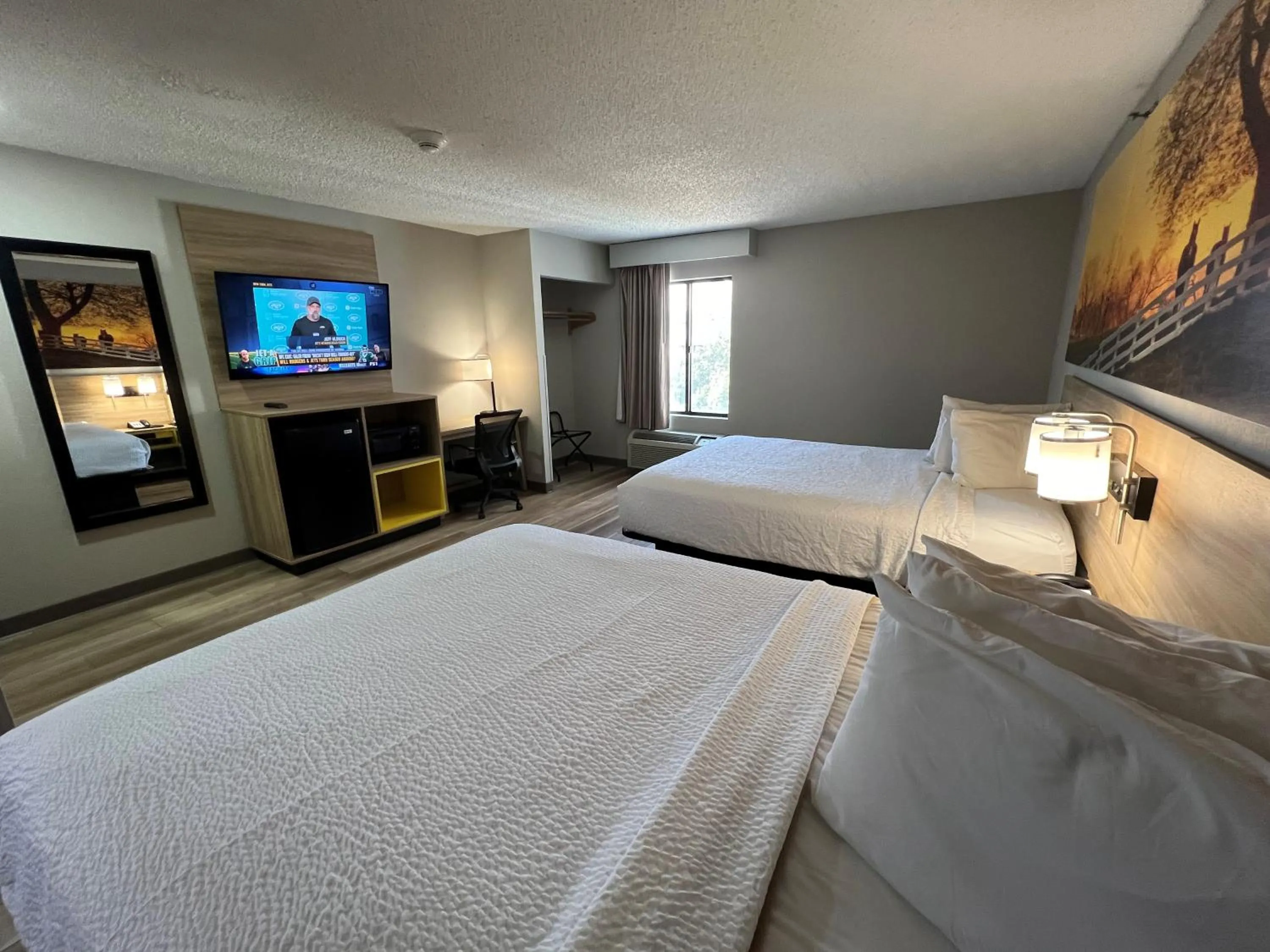 Bed in Days Inn by Wyndham Tulsa Central
