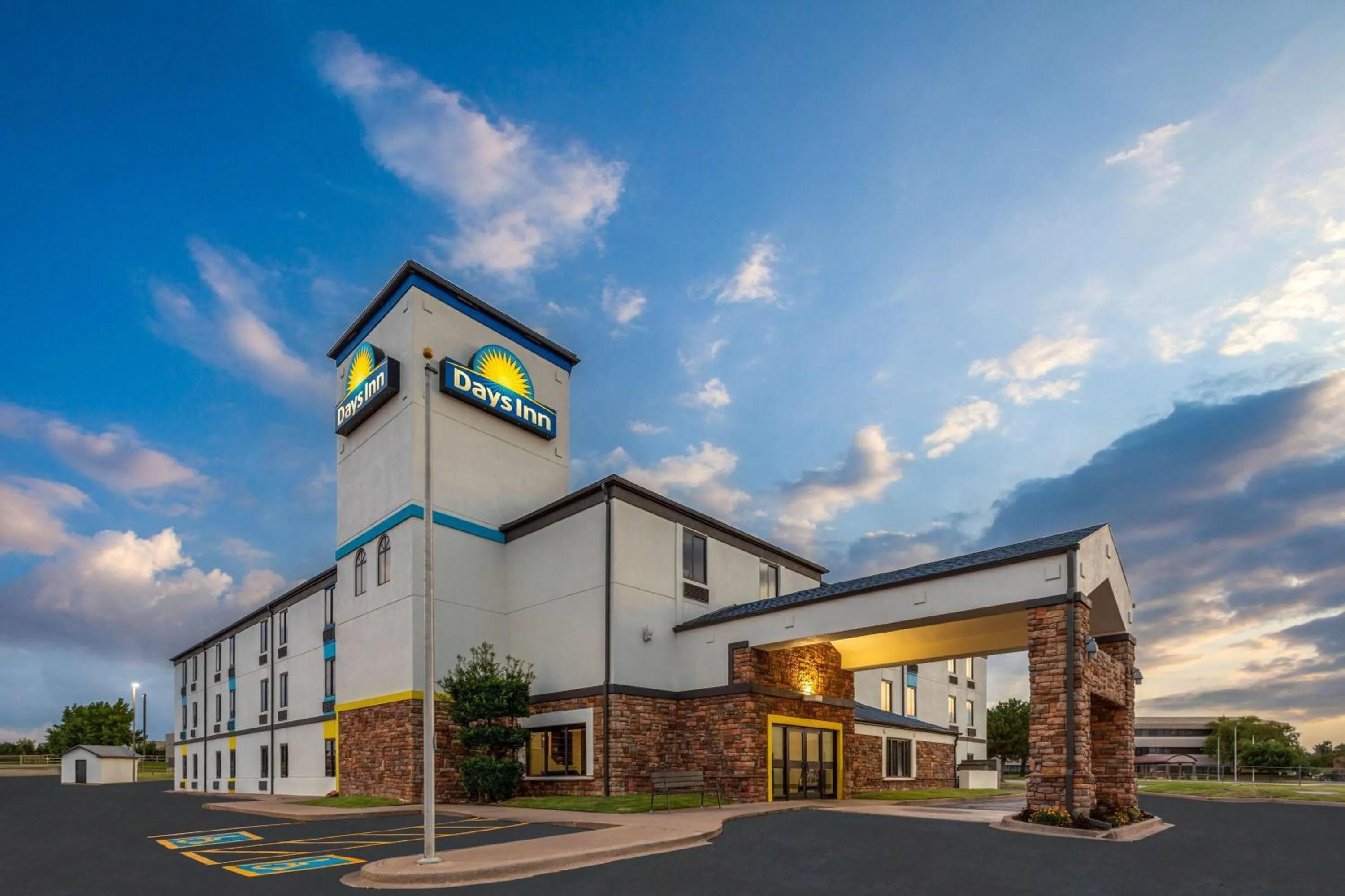 Property building in Days Inn by Wyndham Tulsa Central