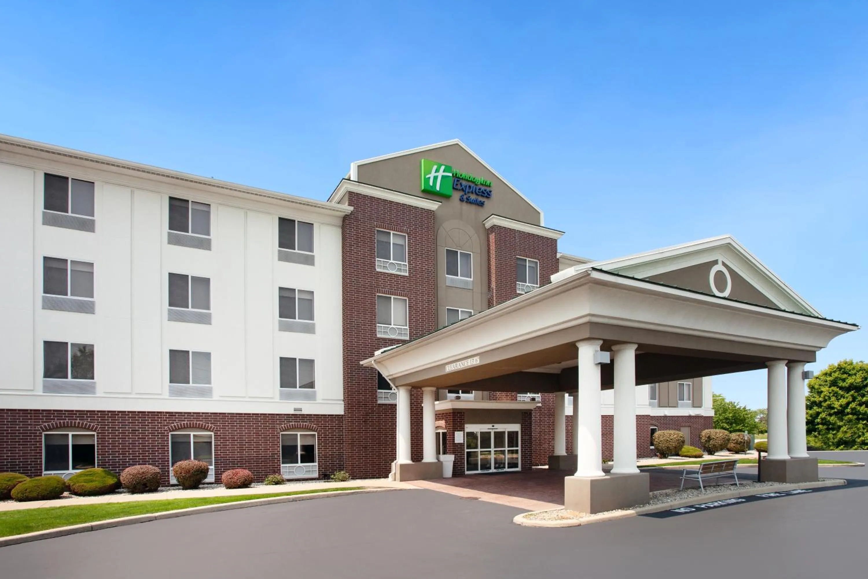 Property building in Holiday Inn Express Hotel & Suites Chicago South Lansing by IHG