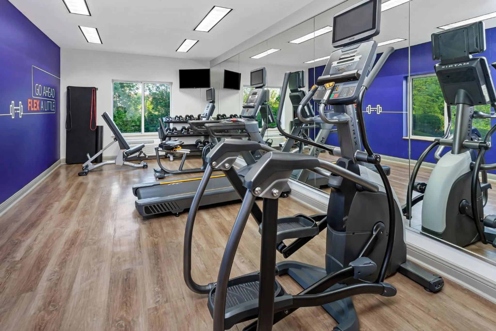 Fitness centre/facilities in Holiday Inn Express Hotel & Suites Chicago South Lansing by IHG