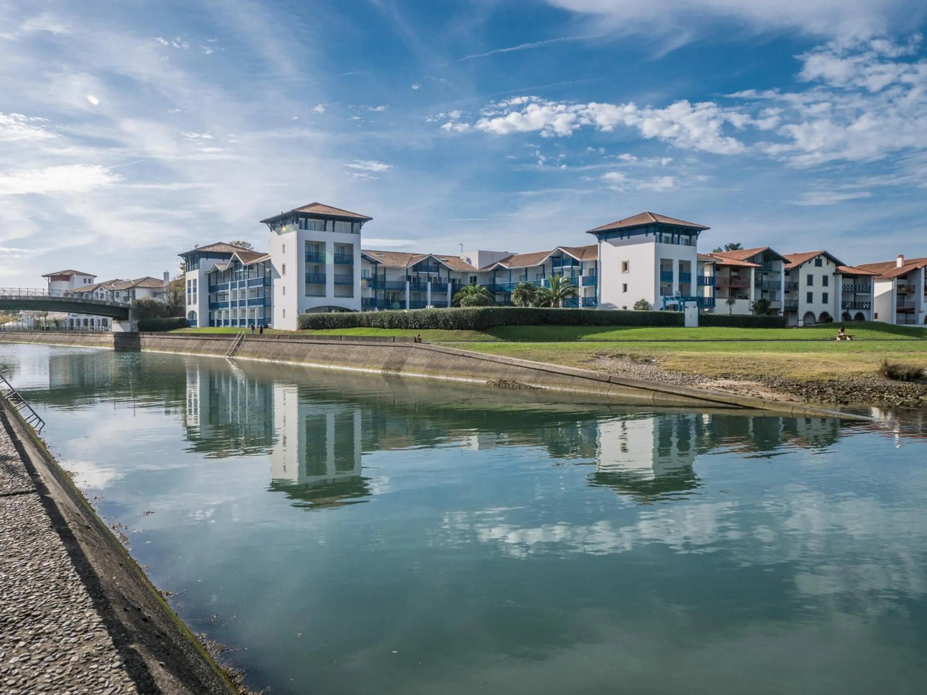 Natural landscape in Résidence Mer & Golf Fort Socoa