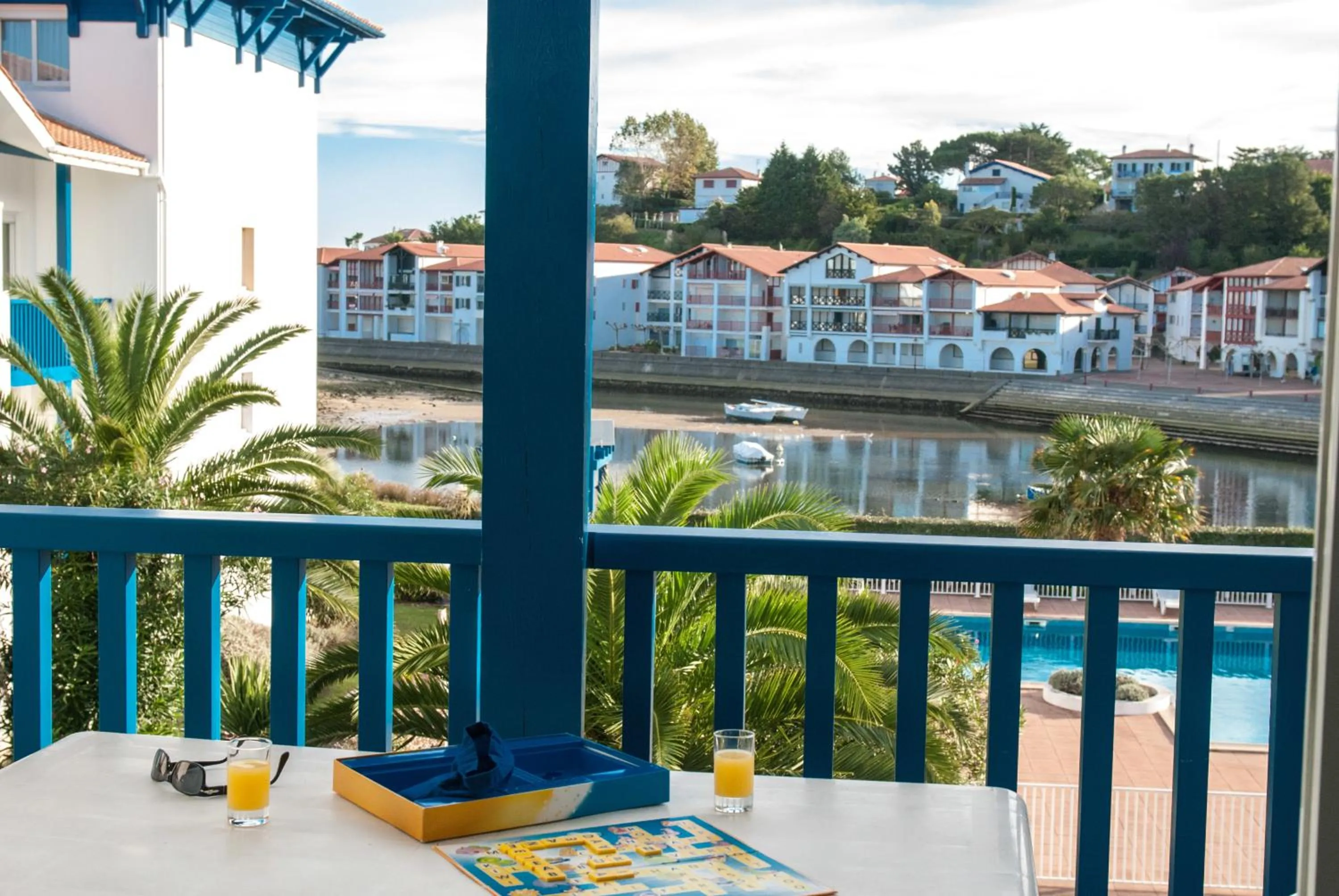 Balcony/Terrace in Résidence Mer & Golf Fort Socoa
