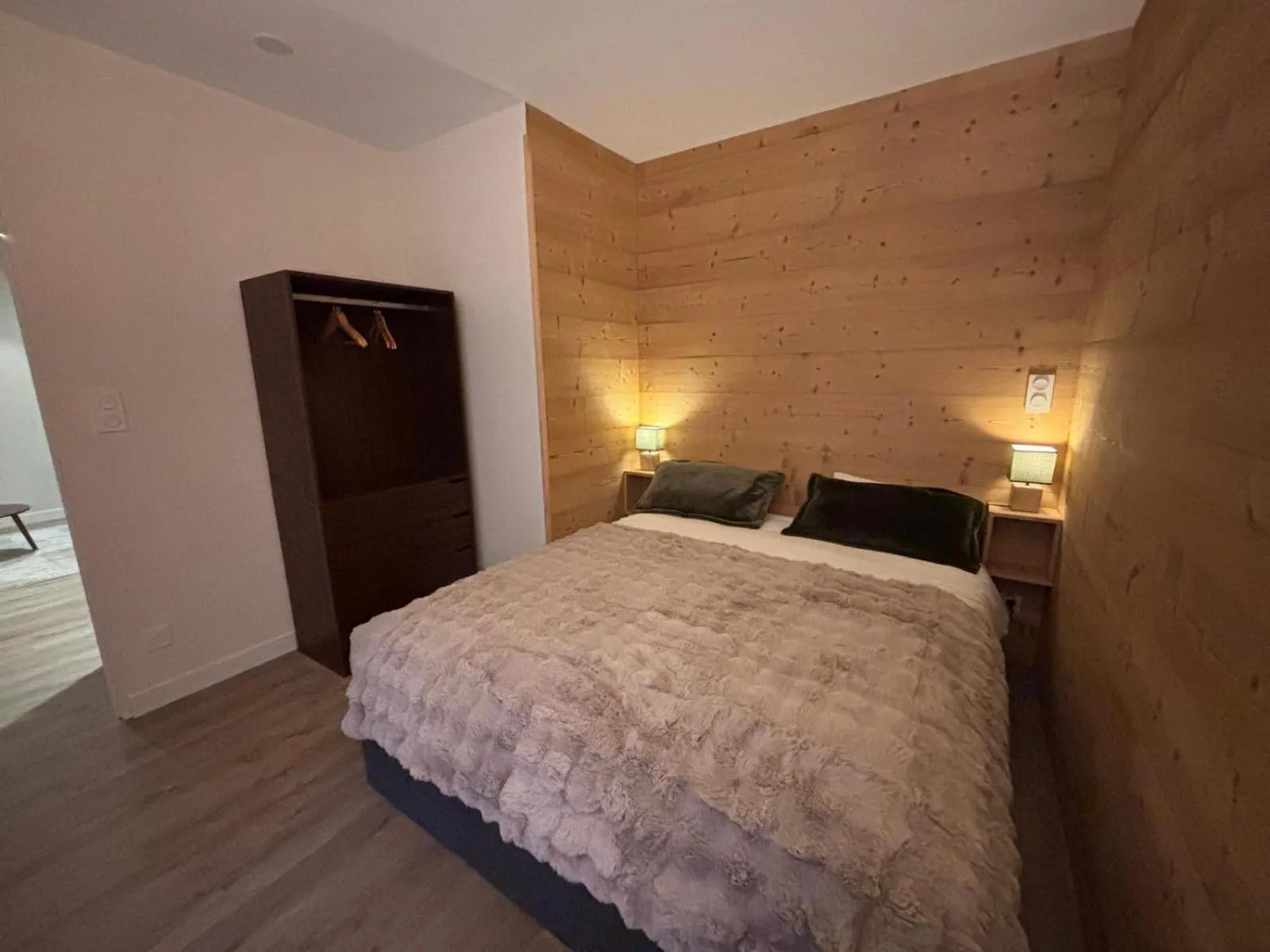 Photo of the whole room, Bed in Hôtel Le Chalet