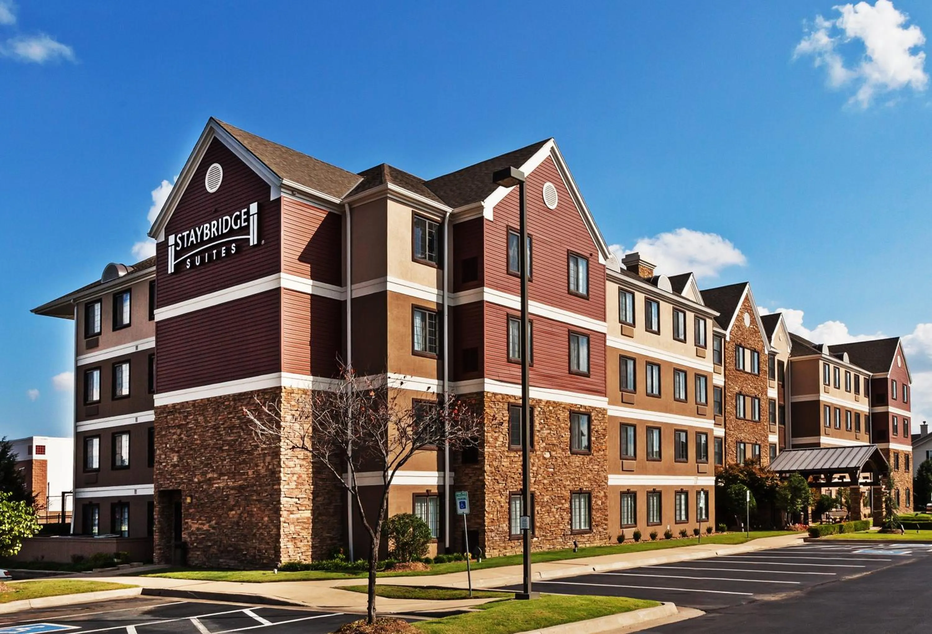 Property building in Staybridge Suites Tulsa-Woodland Hills, an IHG Hotel