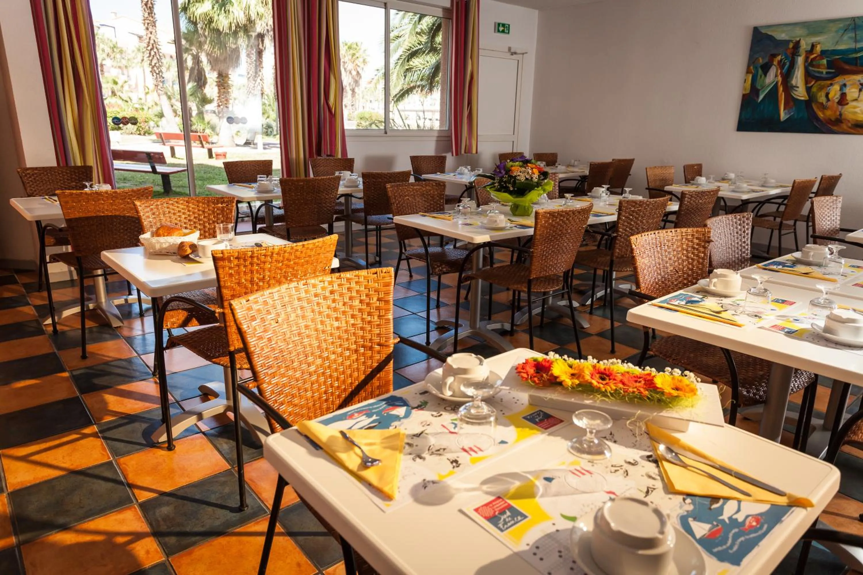 Continental breakfast in Résidence Mer & Golf Port Argelès