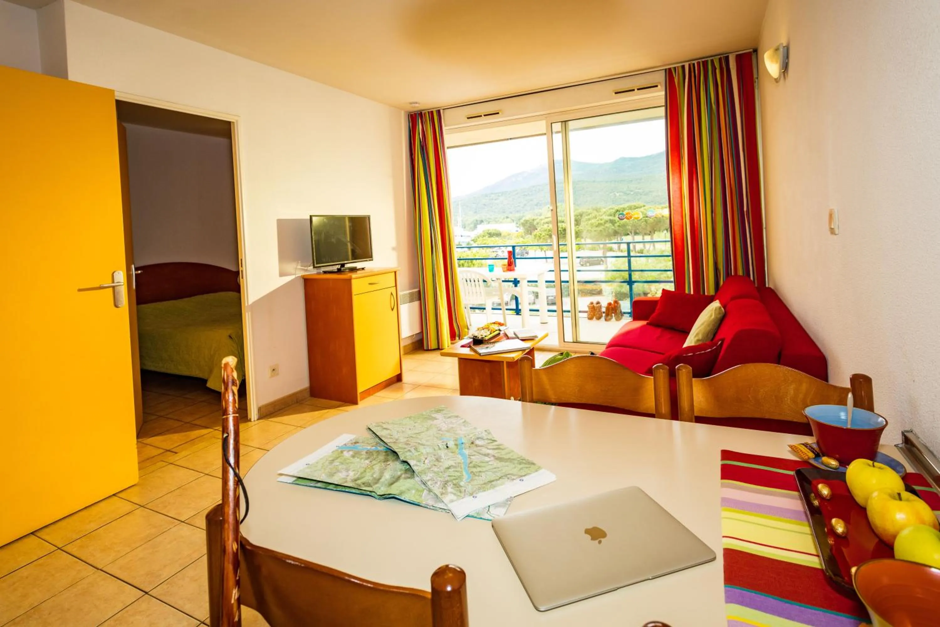 Living room in Résidence Mer & Golf Port Argelès