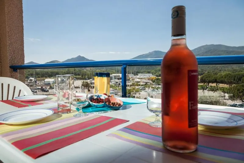 Patio in Résidence Mer & Golf Port Argelès