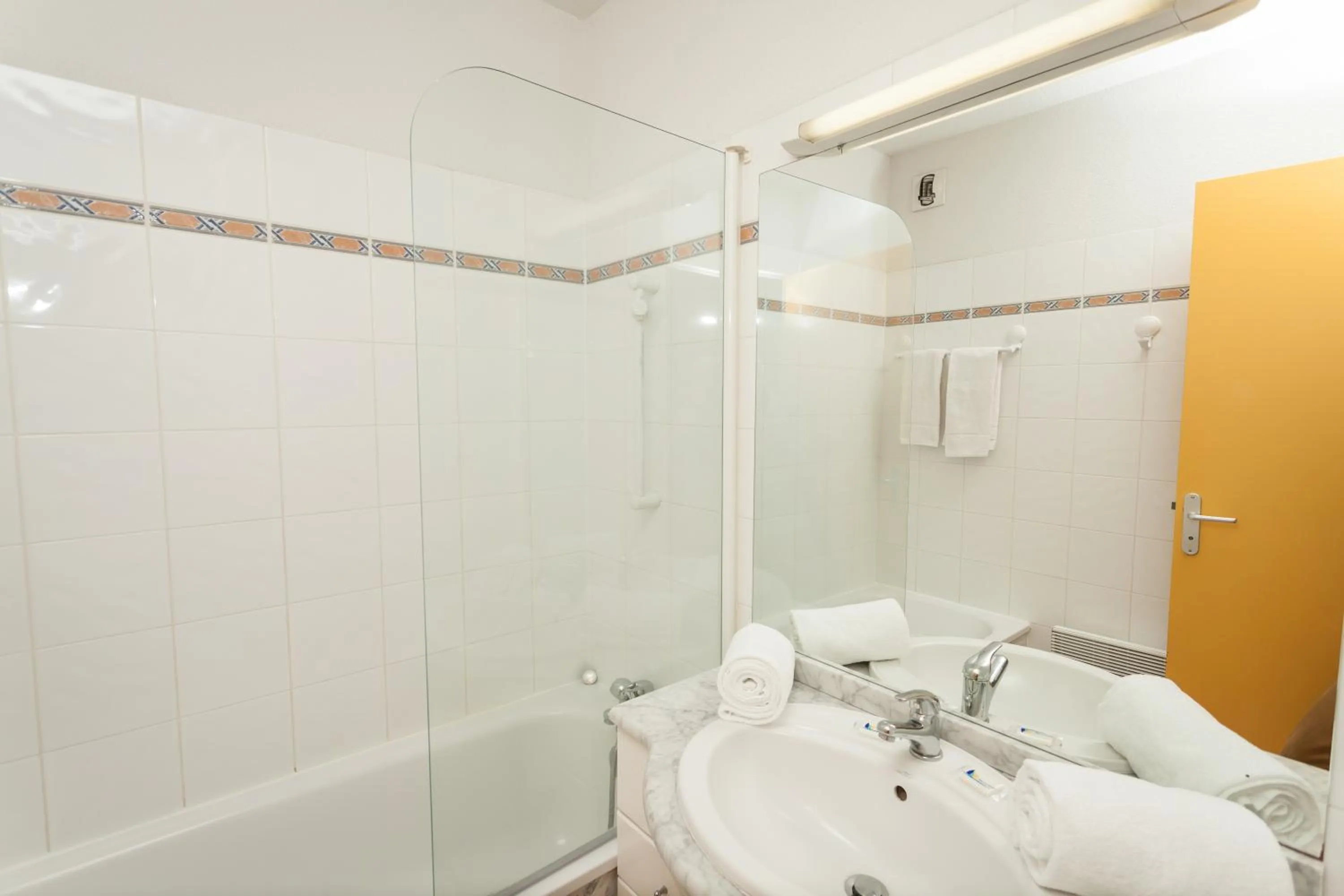 Bathroom in Résidence Mer & Golf Port Argelès