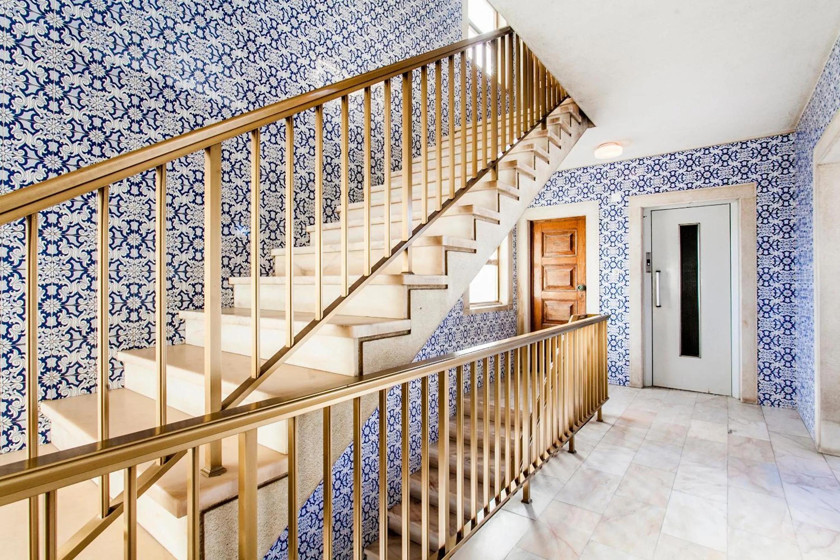 Facade/entrance in Bright Visconde Apartment