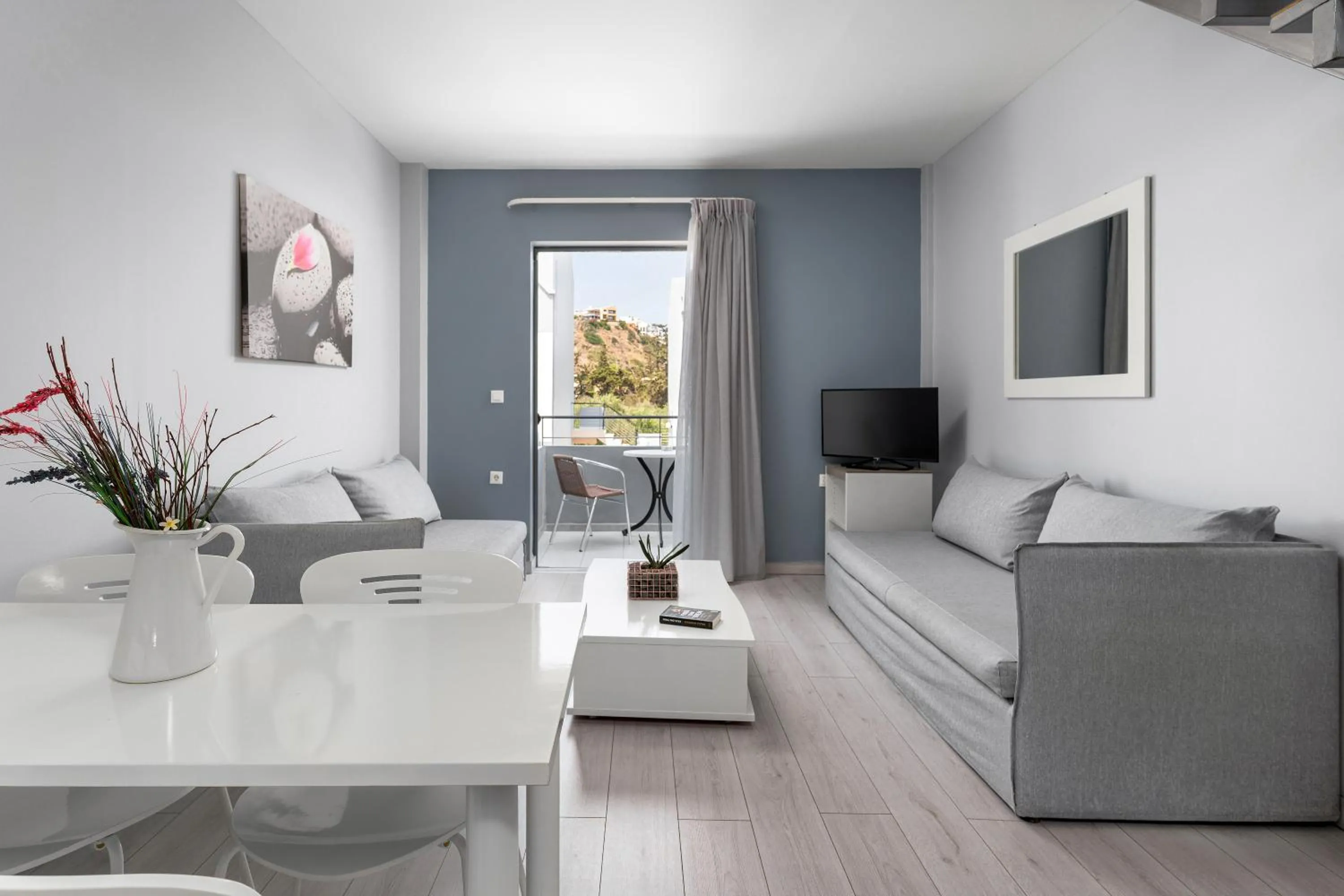 Living room in Sunrise Village Hotel - All Inclusive