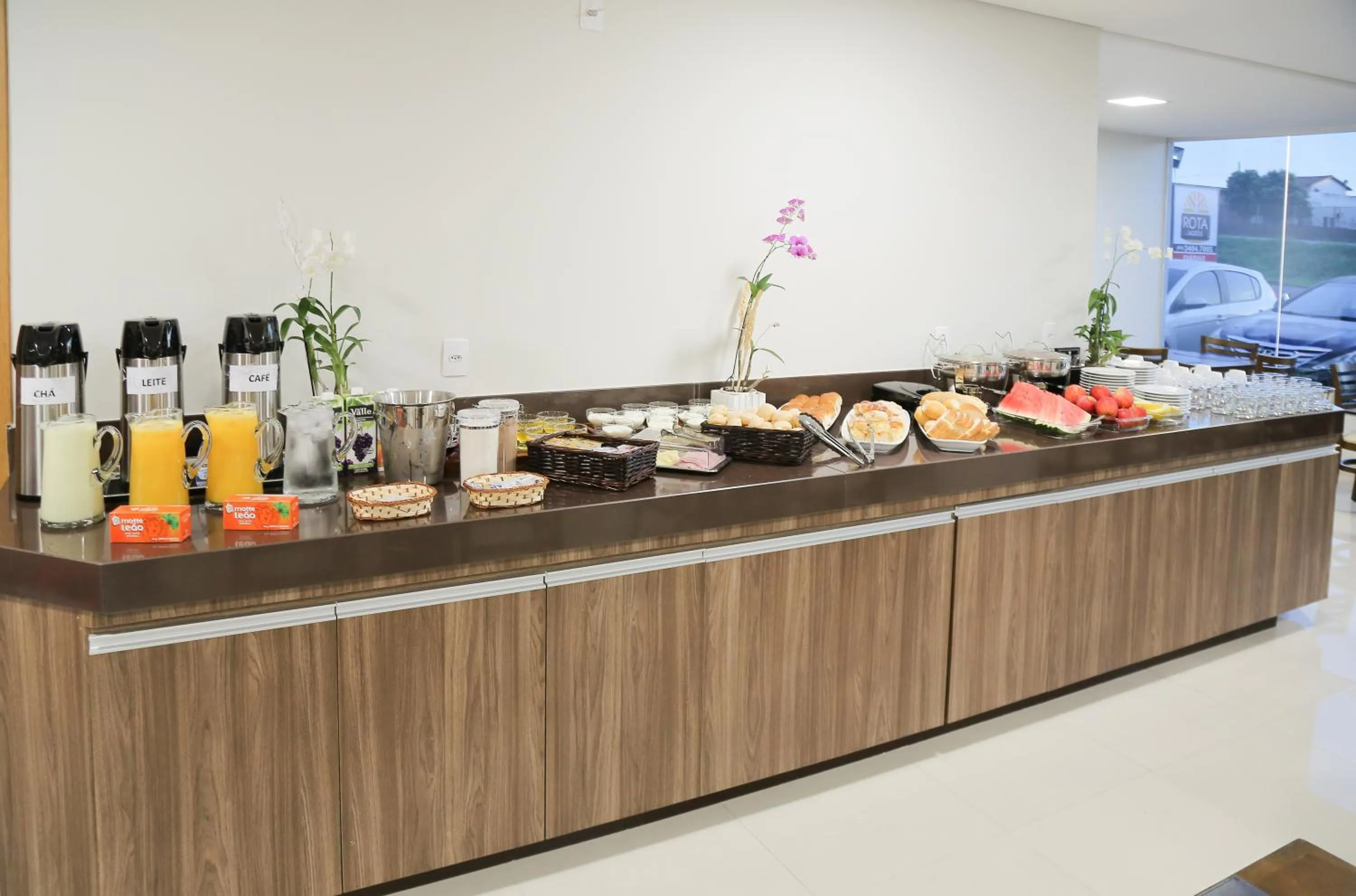Buffet breakfast in Rota Hoteis Itumbiara
