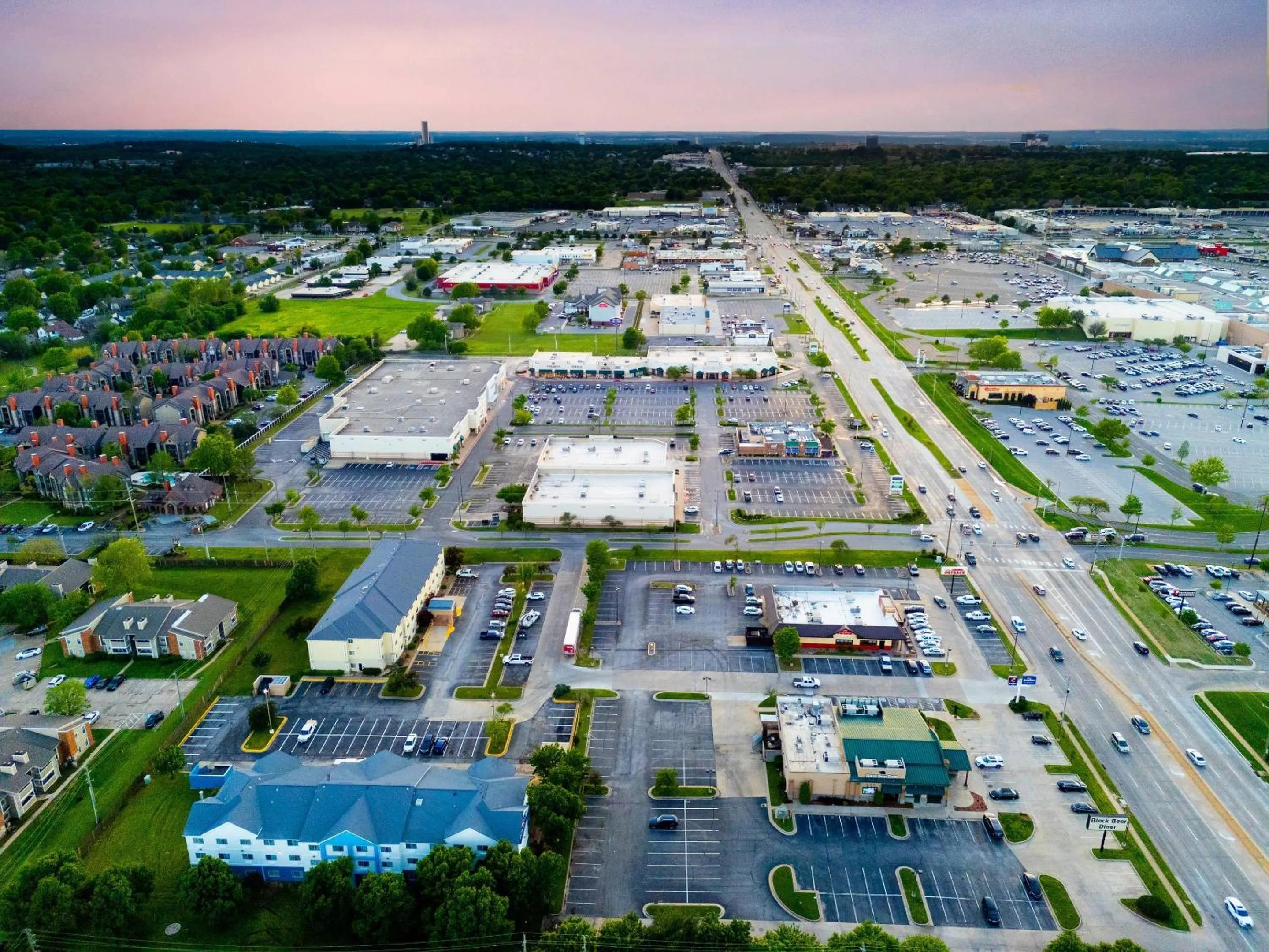 Property building in Comfort Inn South Tulsa - Woodland Hills