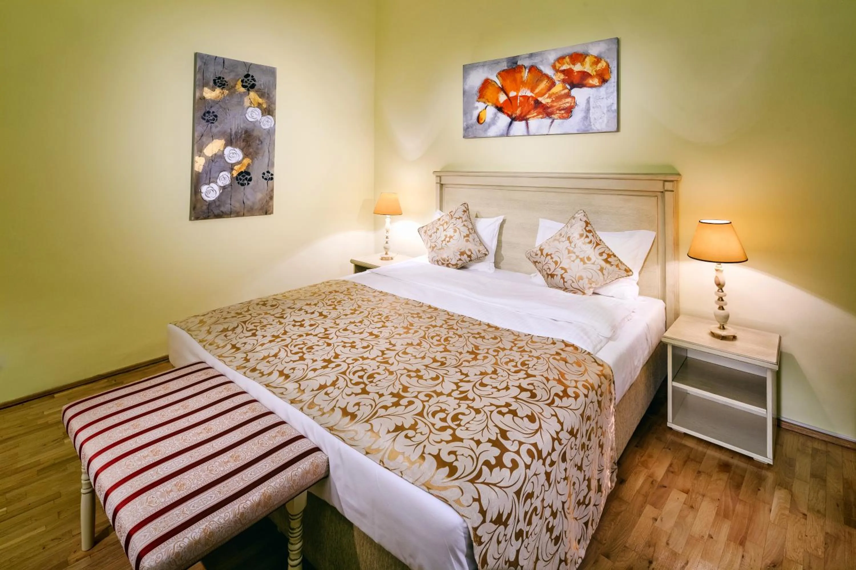 Bedroom, Bed in Hotel The Council